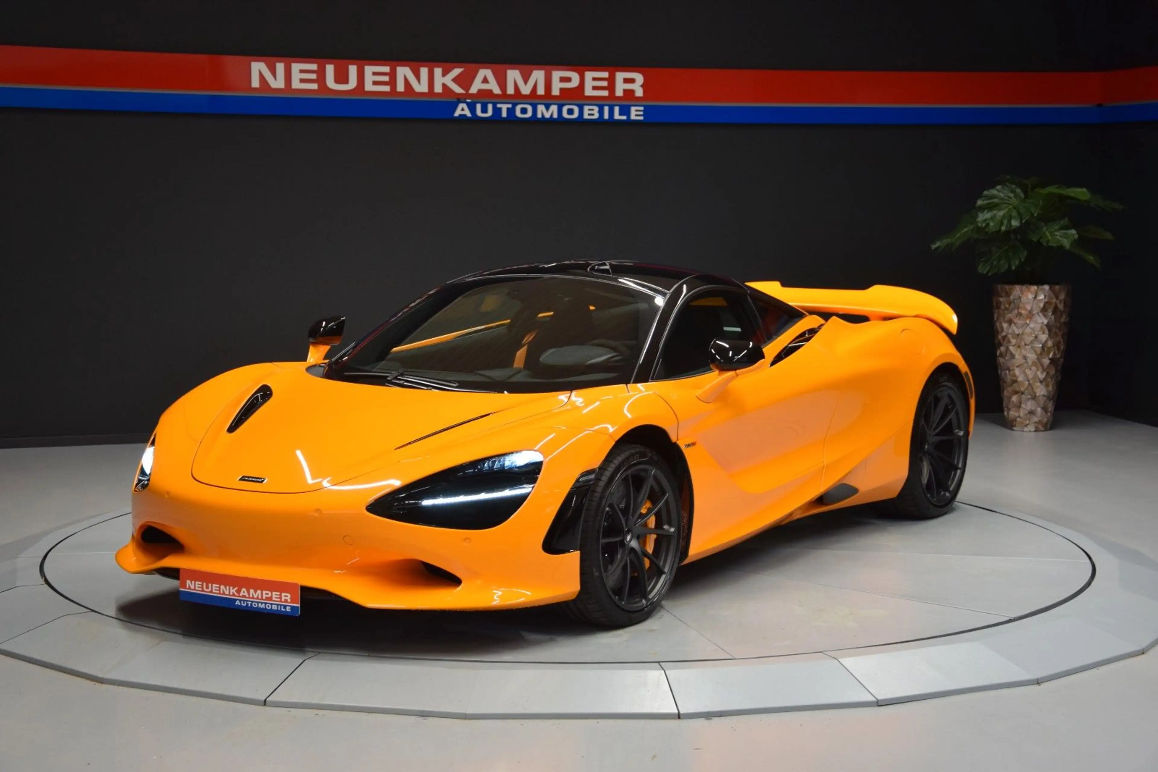 McLaren 750S Black Pack / Lift Schale B&W Aero Kamera — photo 4