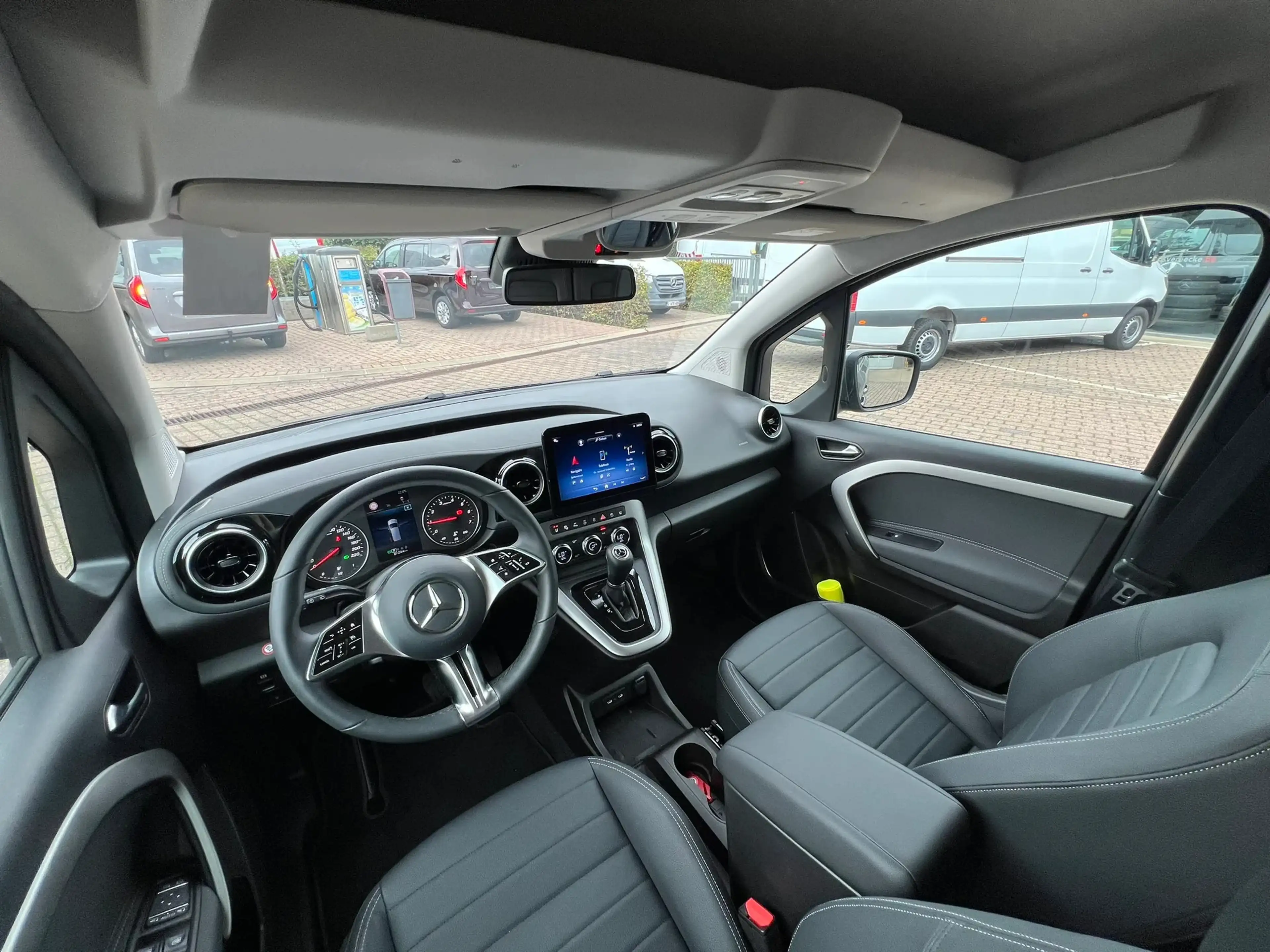 Mercedes-Benz T-Class 180 L2 FWD AUTO (30.500€ex.) — photo 23
