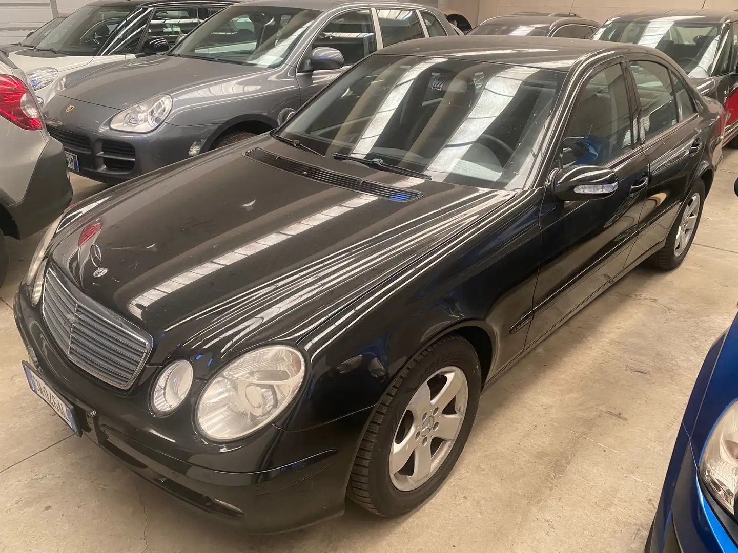 Mercedes-Benz E 220 cdi Classic CAMBIO AUTOMATICO - 1