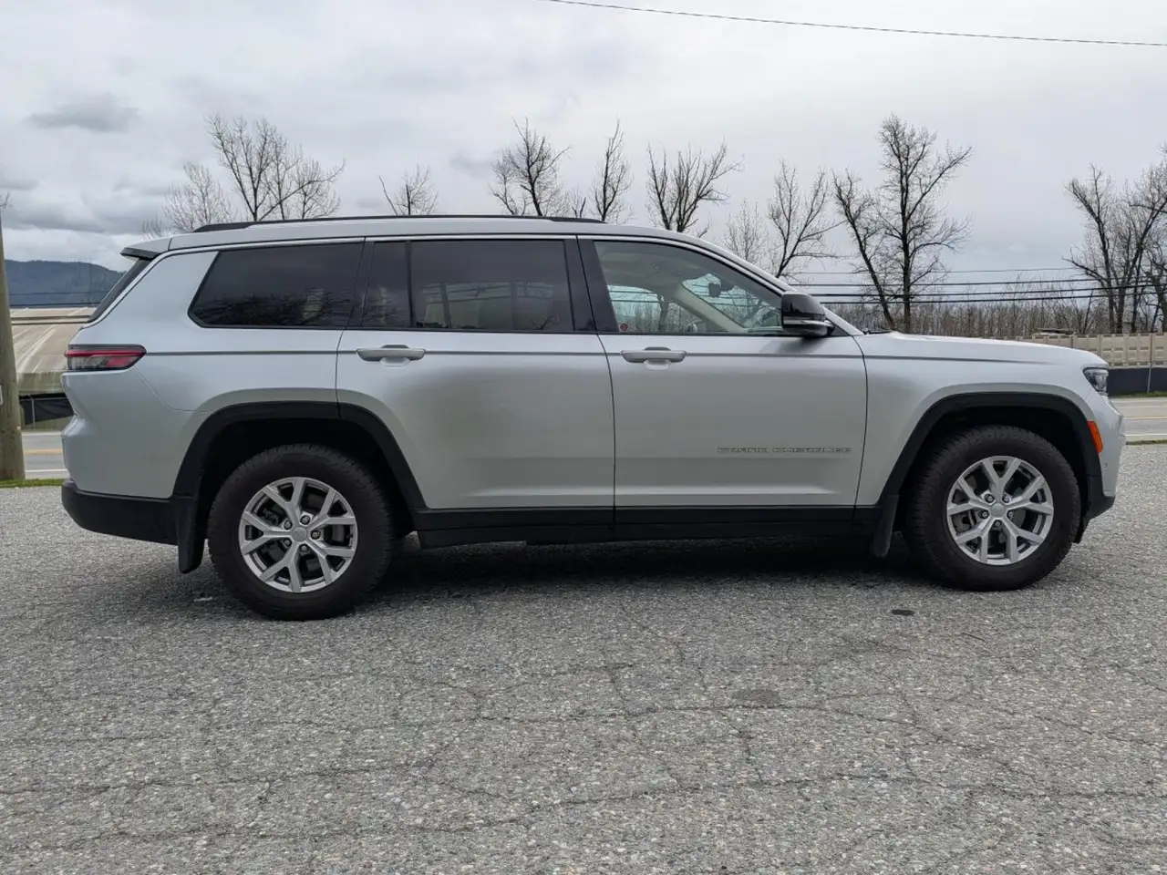 Jeep Grand Cherokee снимка Jeep Grand Cherokee