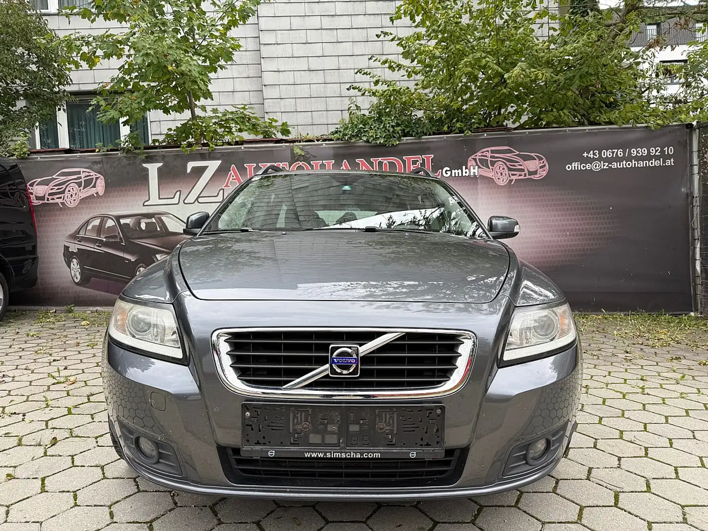 Volvo V50 1,6 D Kinetic Gris - 2