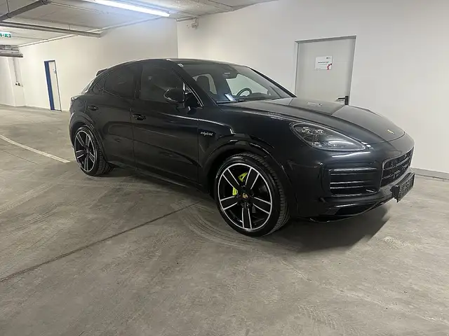 Porsche Cayenne Coupe E-Hybrid, Sport-Design, AGA, Ansicht 3