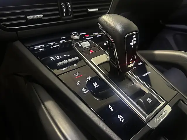 Porsche Cayenne Coupe E-Hybrid, Sport-Design, AGA, Ansicht 23