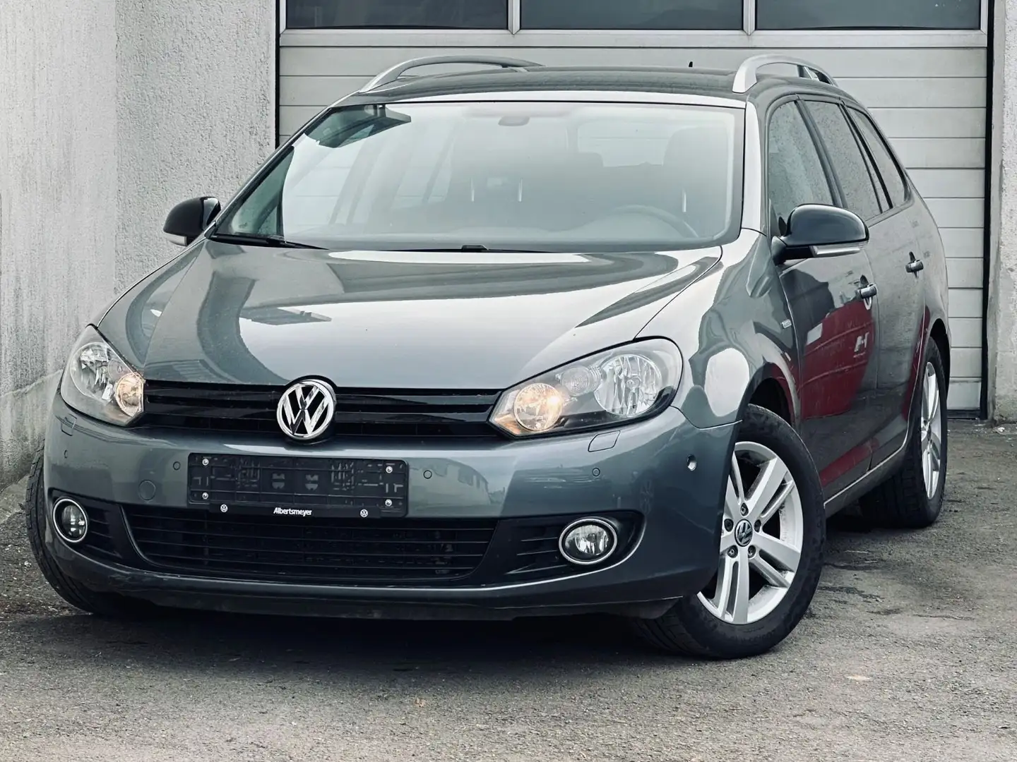 Volkswagen Golf VI 1.4 Variant Match*TEMPOMAT*SHZ*PDC*KLIMA Grau - 1
