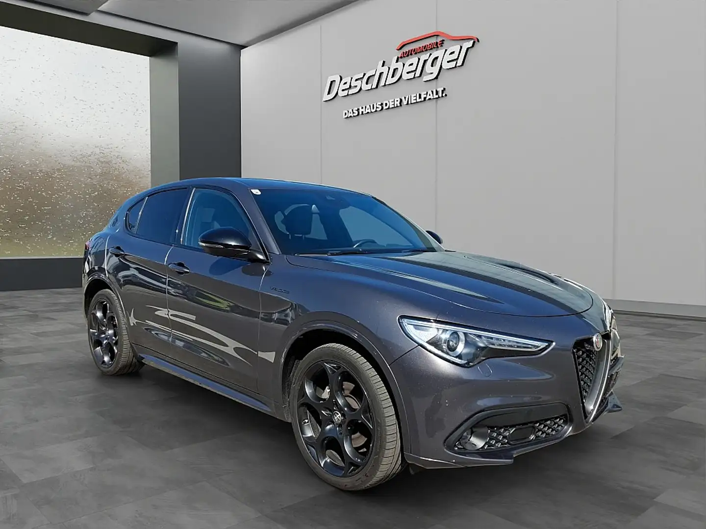 Alfa Romeo Stelvio Ti + Veloce Paket 2,2 16V 210 AT8 Q4 Grau - 2