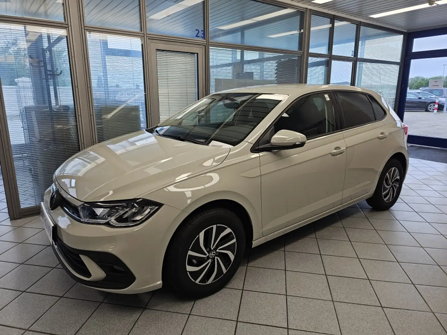 Volkswagen Polo Life Kamera,Klima,App-Connect,Alu,Sitzhzg. Grijs - 2