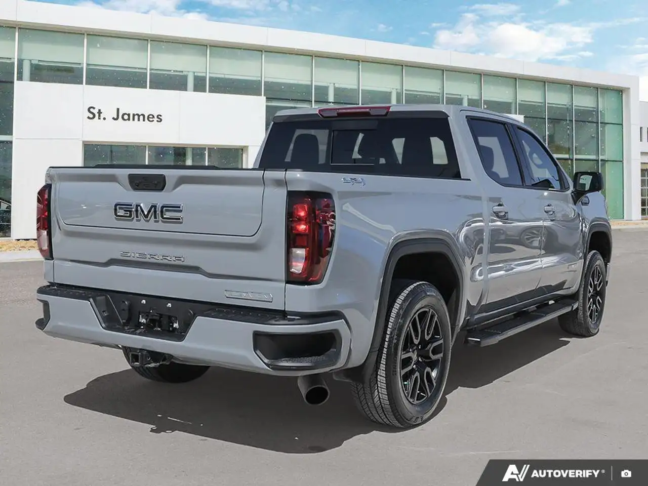 GMC Sierra 1500 снимка GMC Sierra 1500