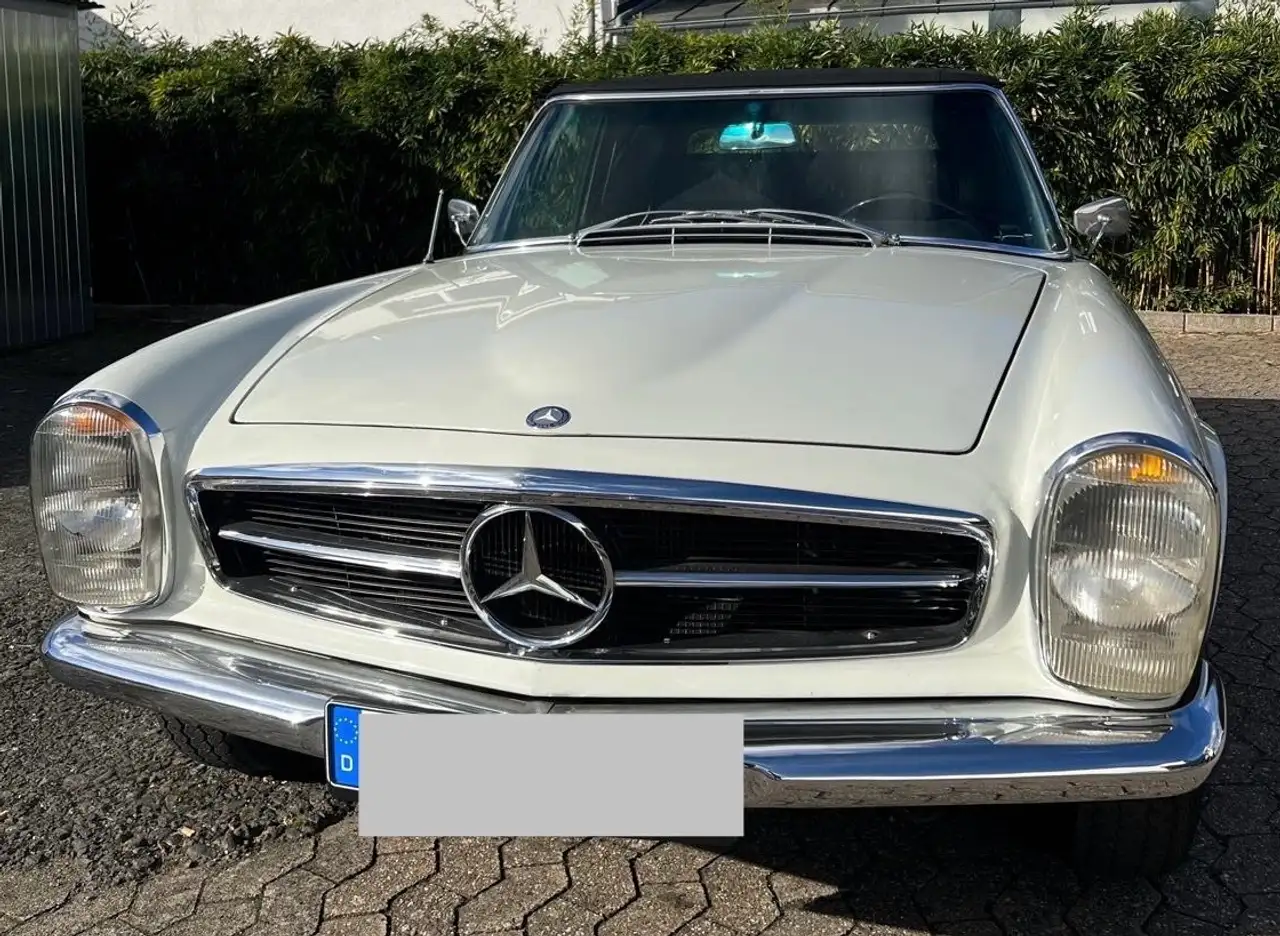 Mercedes-Benz 250