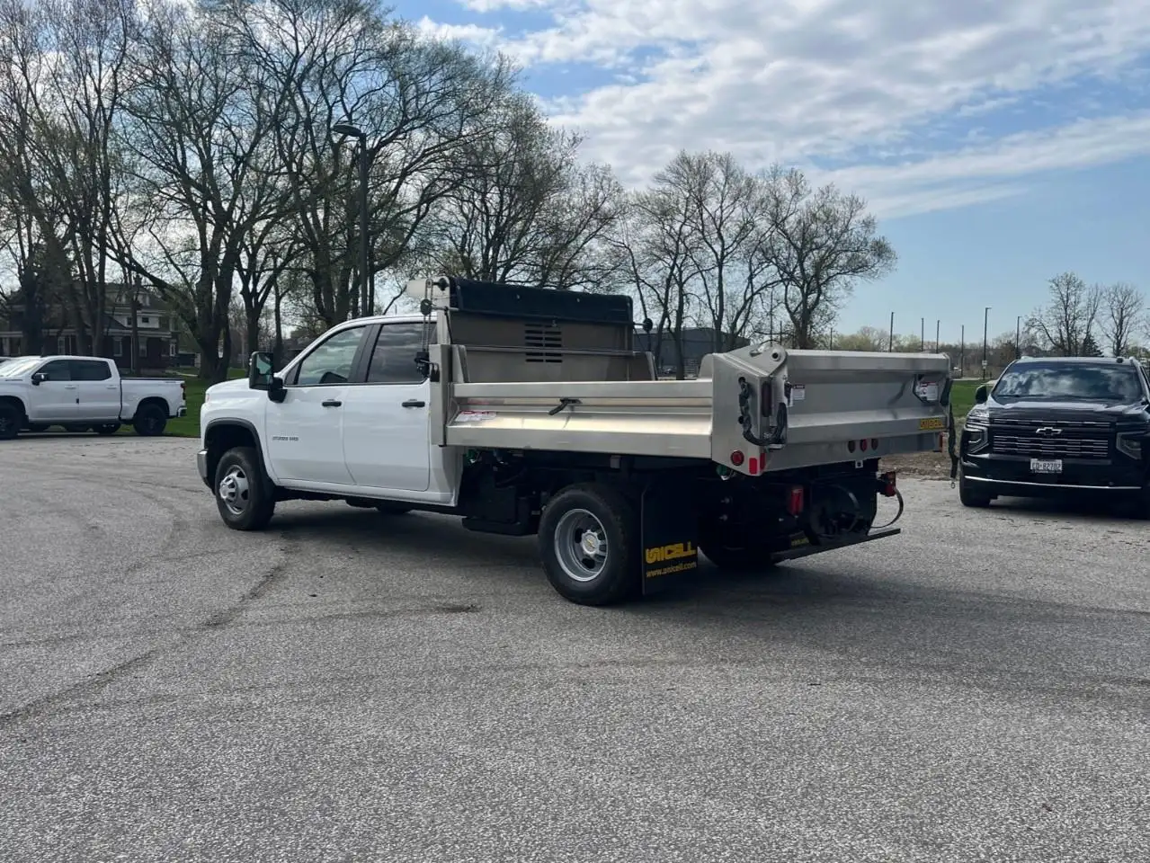 Chevrolet Silverado 3500 photo Chevrolet Silverado 3500