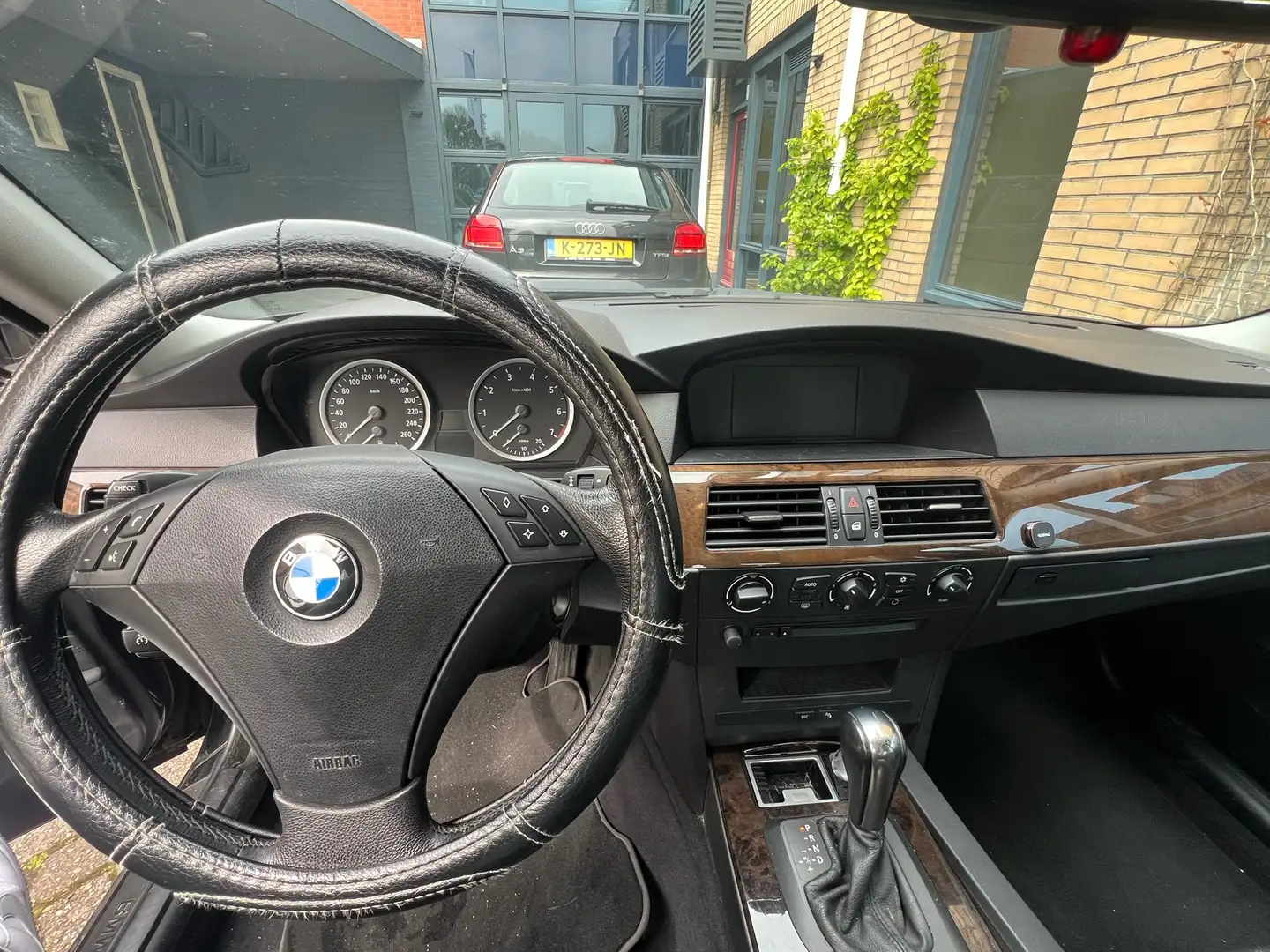 BMW 530 530i Executive Noir - 1