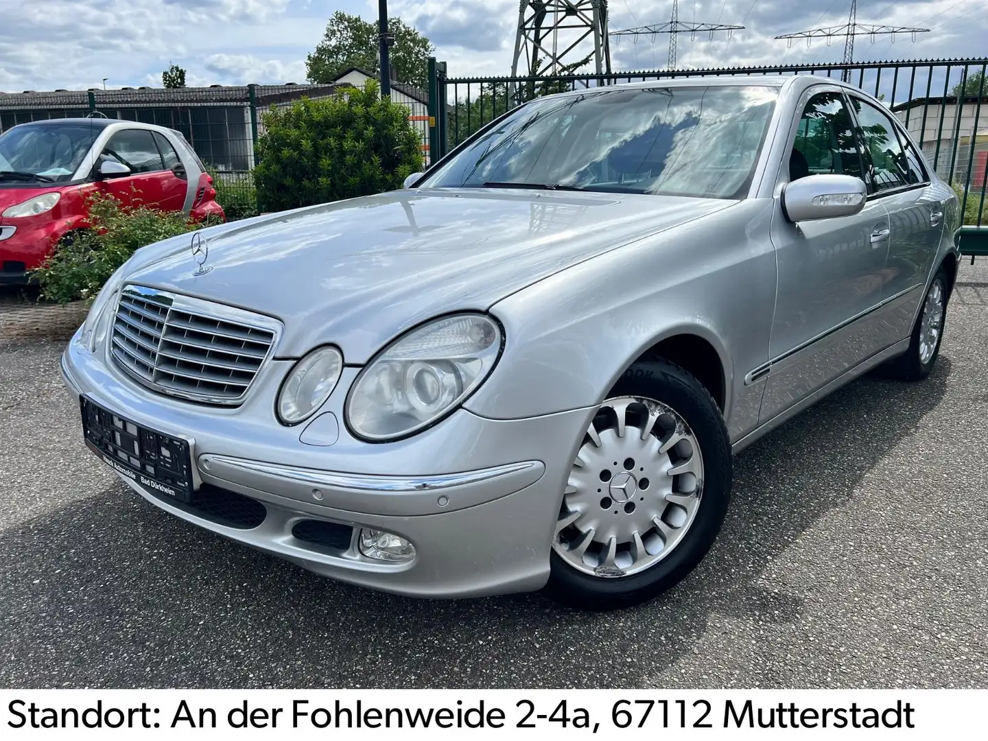 Mercedes-Benz E 320 ELEGANCE Lim./Automatik/Tüv/Leder Stříbrná - 1