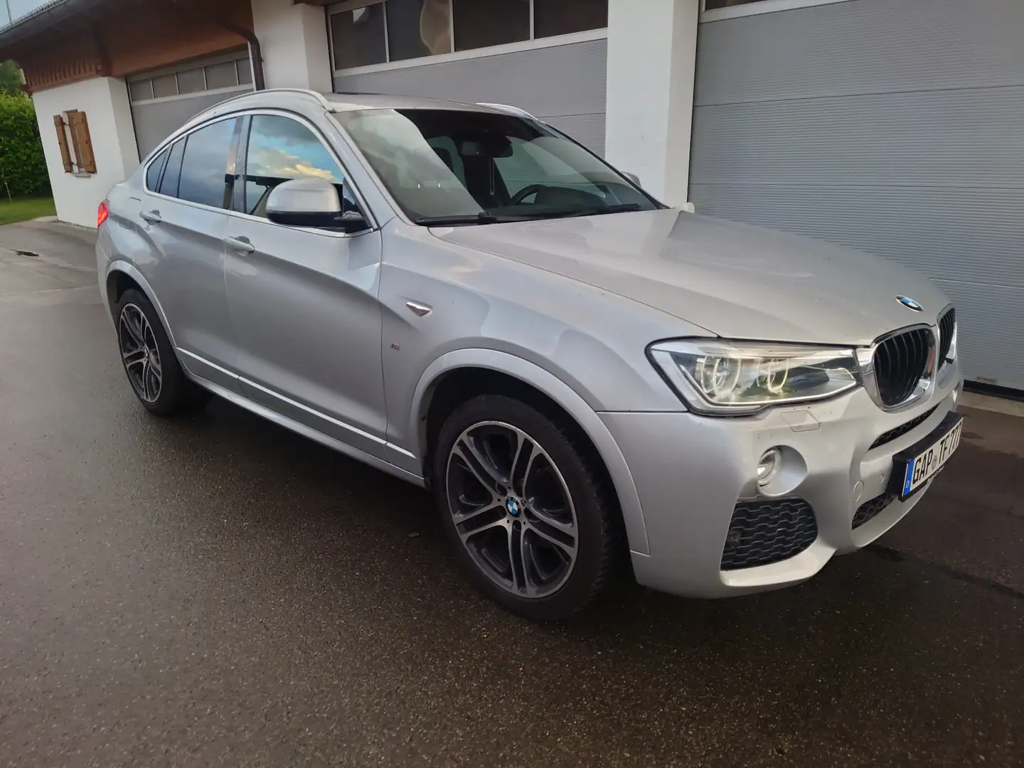 BMW X4 xDrive M- Paket - 2
