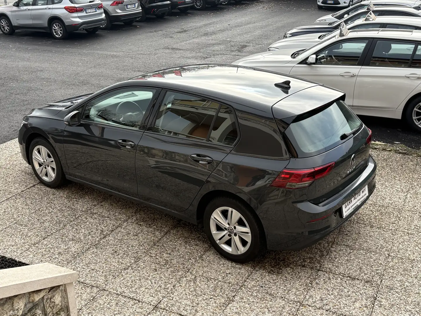 Volkswagen Golf 1.0 tsi evo Life 110cv Gris - 2
