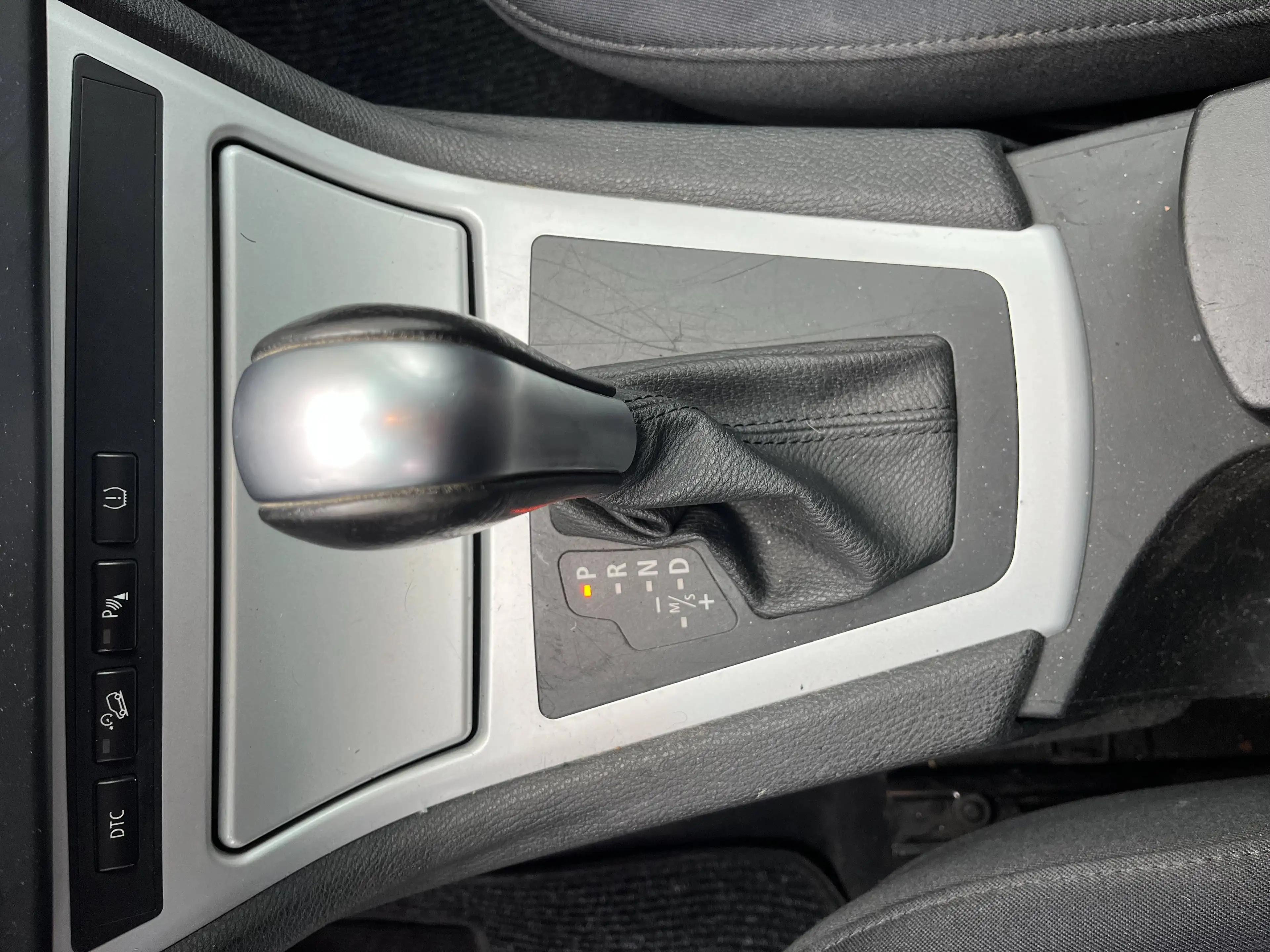 BMW X3 *TEMPOMAT*KLIMATRONIC*AHK*PDC*TÜV/AU*10/2028* — photo 11