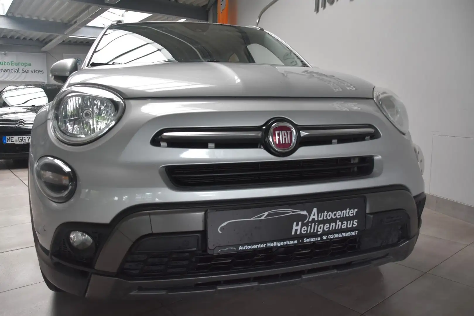 Fiat 500X 1.6 MultiJet Cross Navi Kamera PDC vo+hi Silber - 1