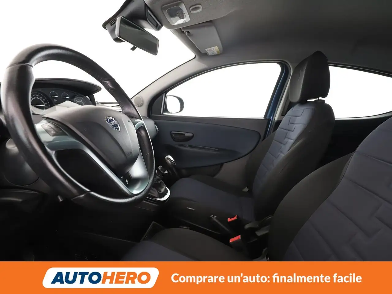 Lancia Ypsilon 2023 — фото 10