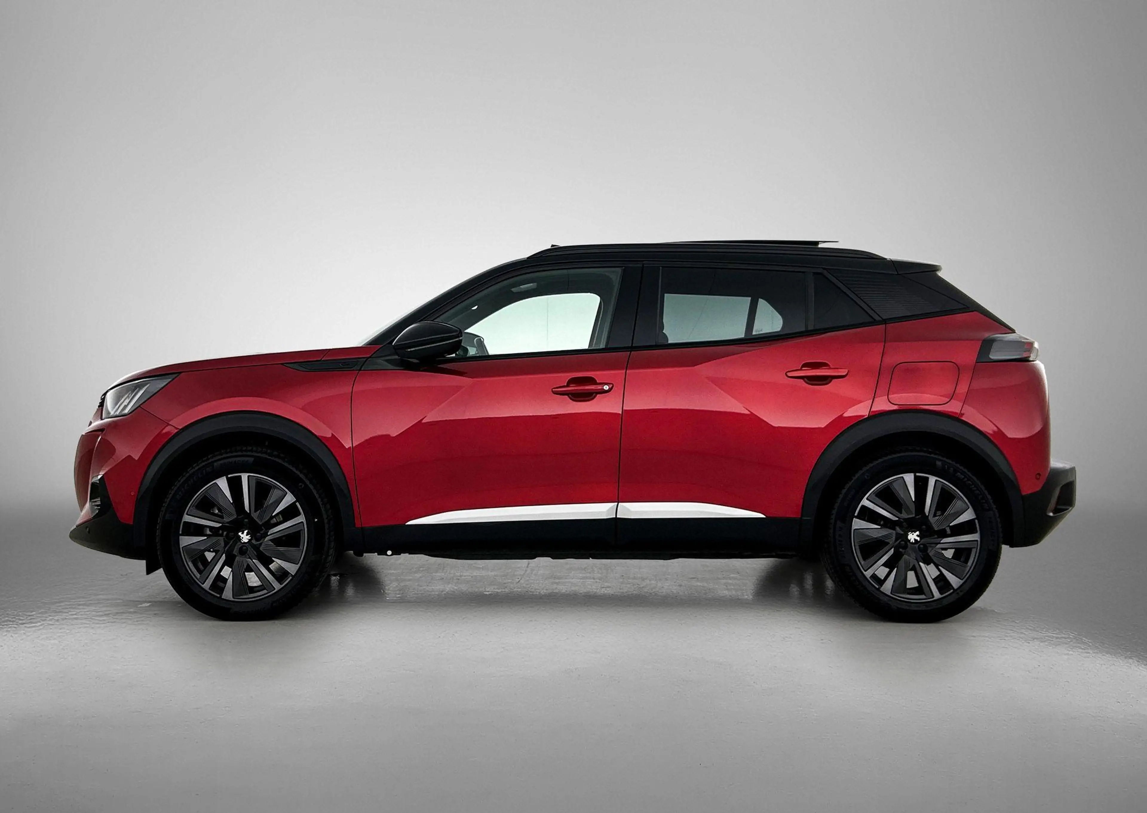 Peugeot e-2008 EV 136pk GT Pack 50 kWh Automaat | Schuif-/kanteld — photo 5