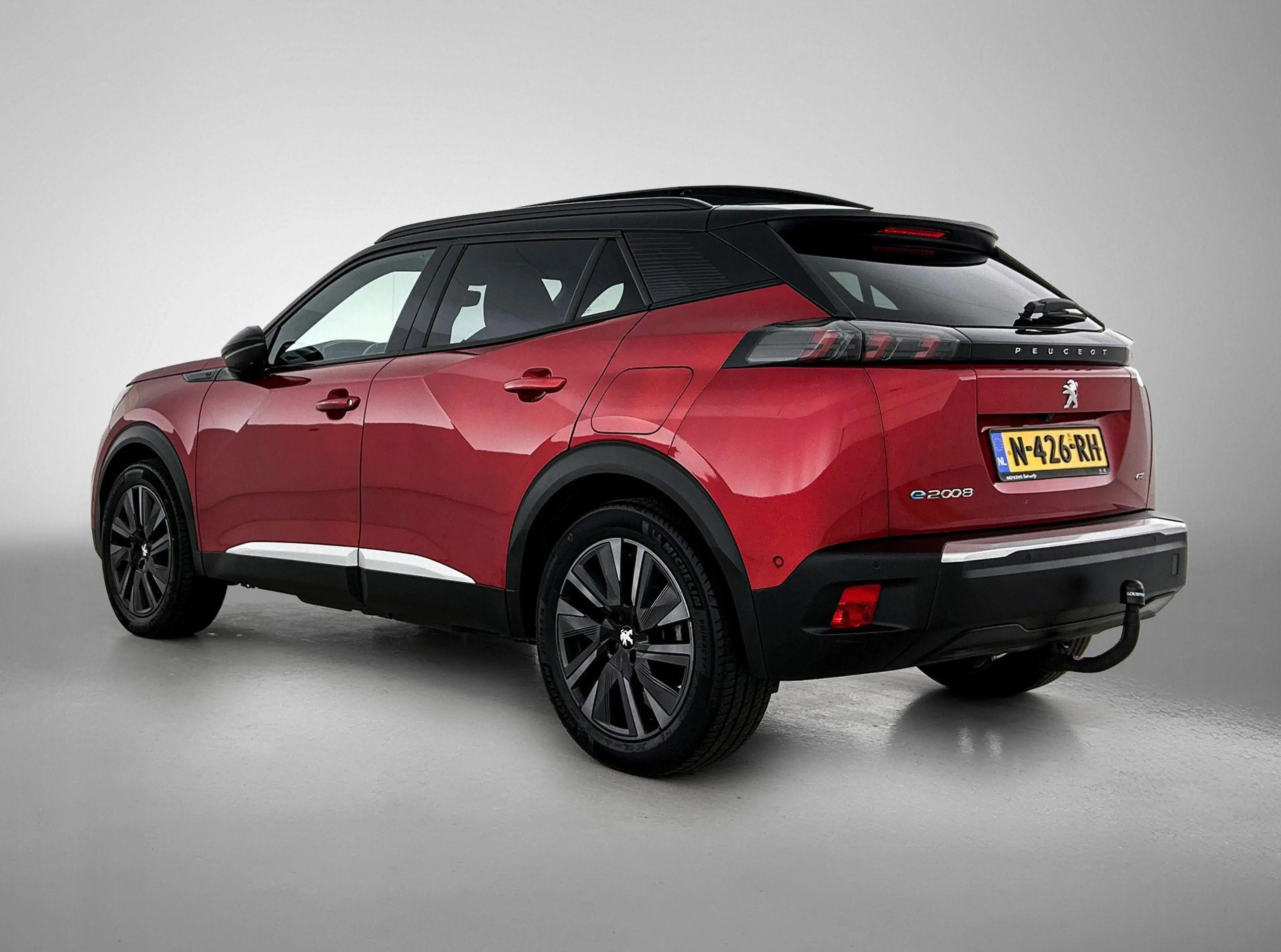 Peugeot e-2008 EV 136pk GT Pack 50 kWh Automaat | Schuif-/kanteld — photo 6