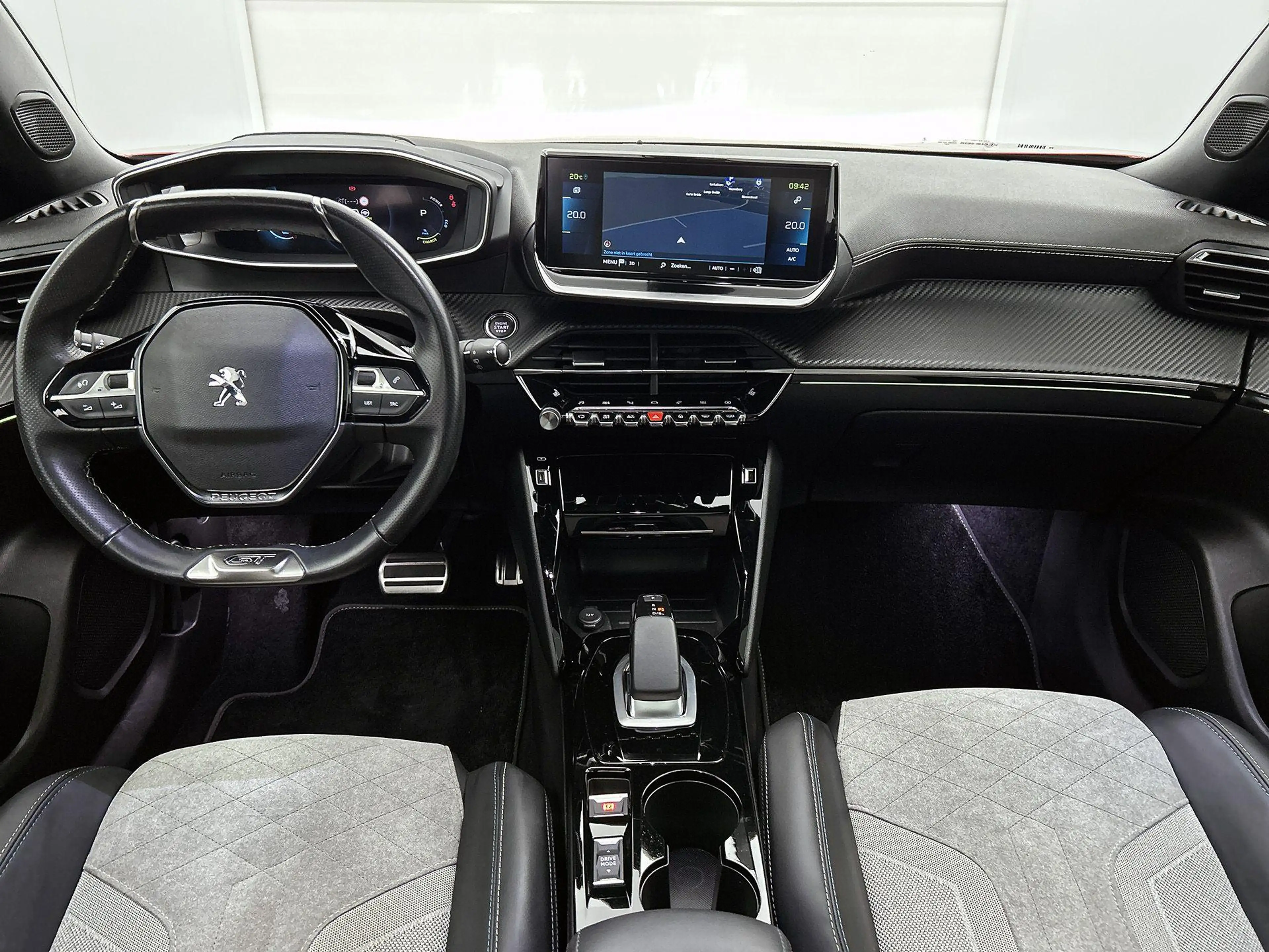 Peugeot e-2008 EV 136pk GT Pack 50 kWh Automaat | Schuif-/kanteld — photo 11