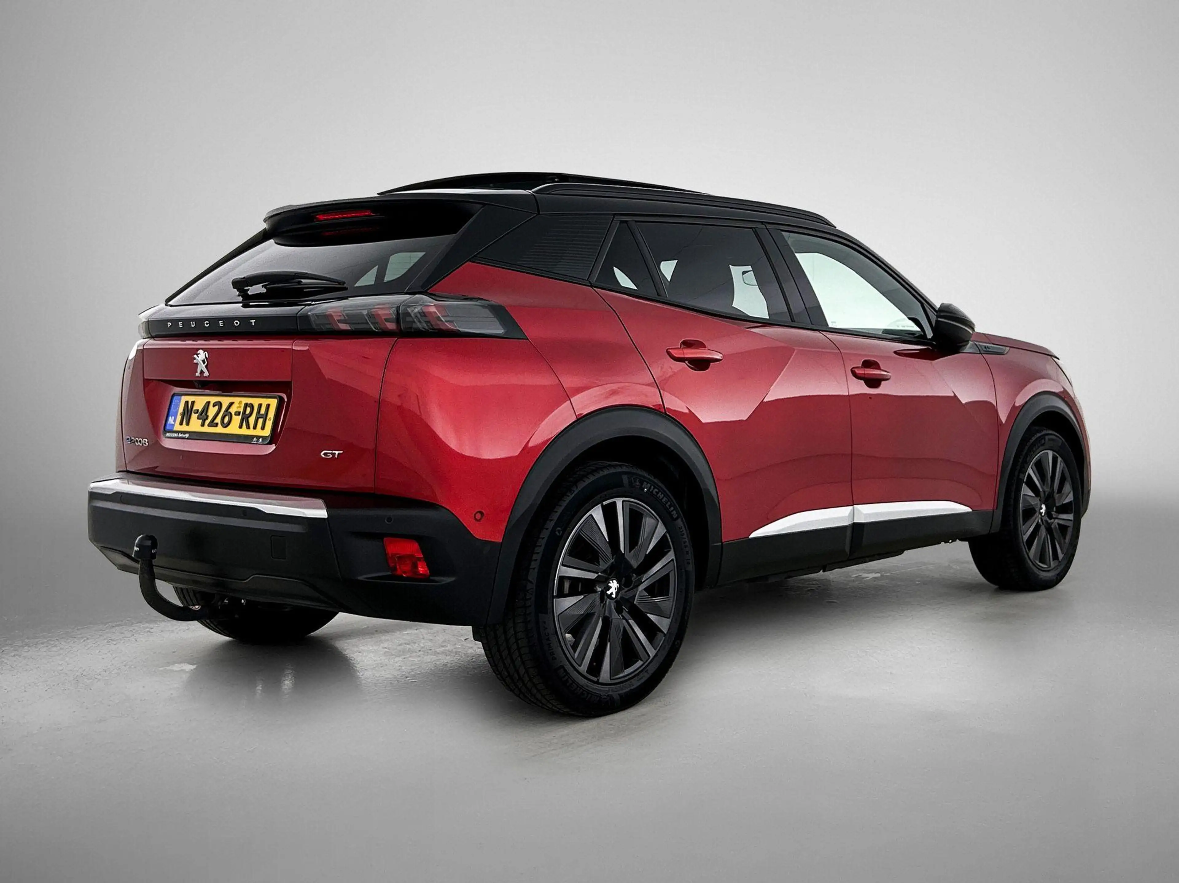 Peugeot e-2008 EV 136pk GT Pack 50 kWh Automaat | Schuif-/kanteld — photo 8