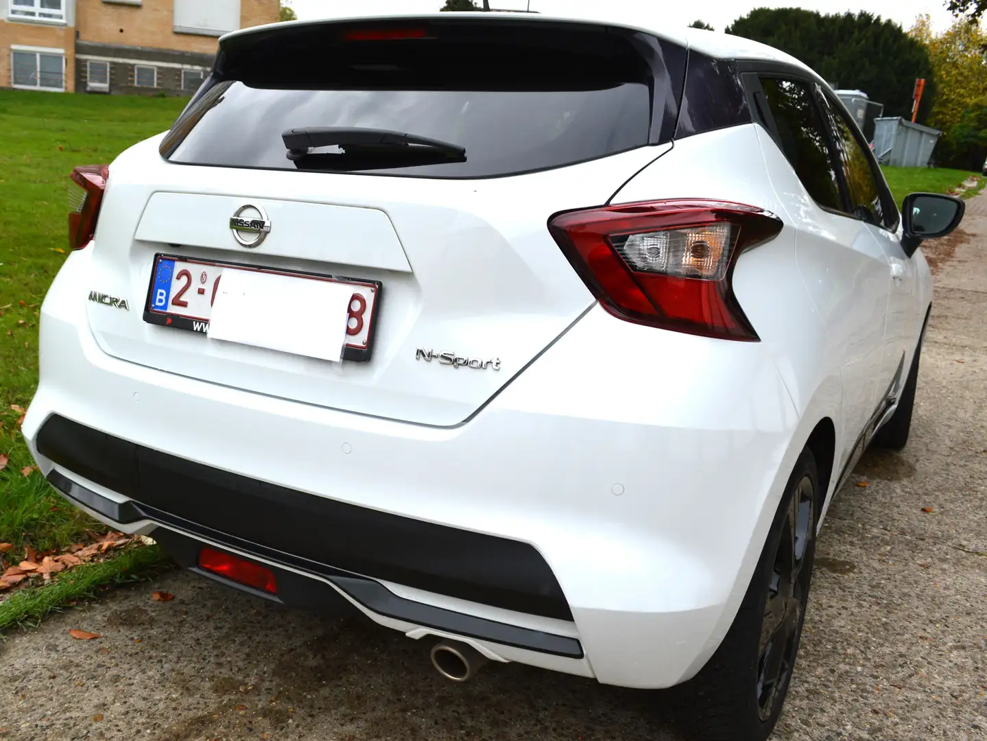Nissan Micra Micra 1.0 DIG-T N-Sport (Economie, charme, techno) Blanc - 2