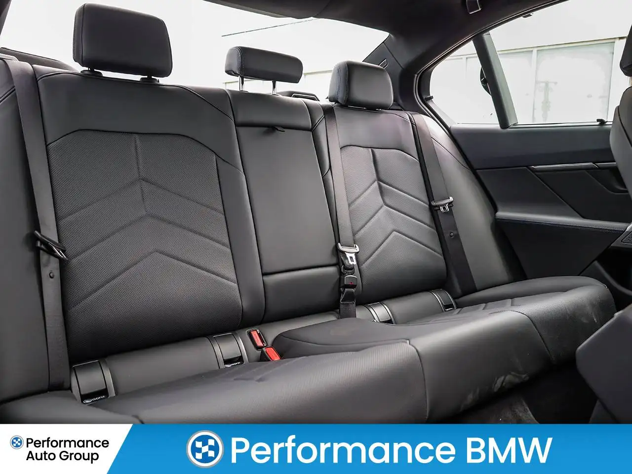 BMW 5 Series photo BMW 5 Series
