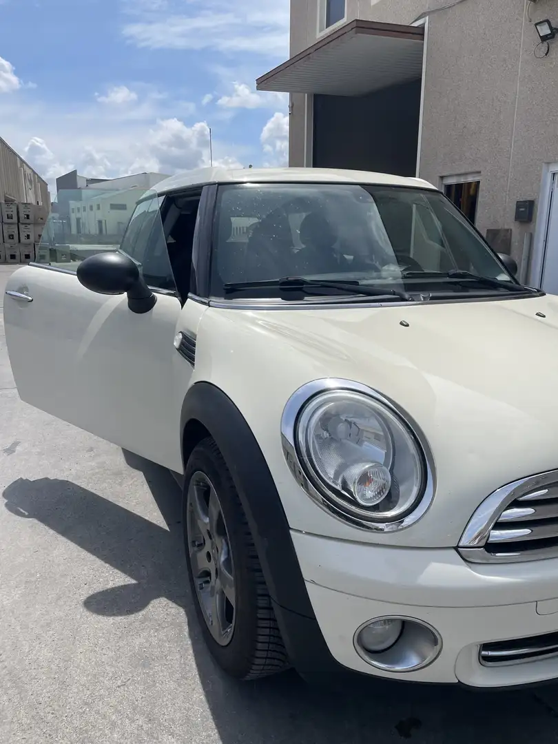 MINI Clubvan One Beige - 2