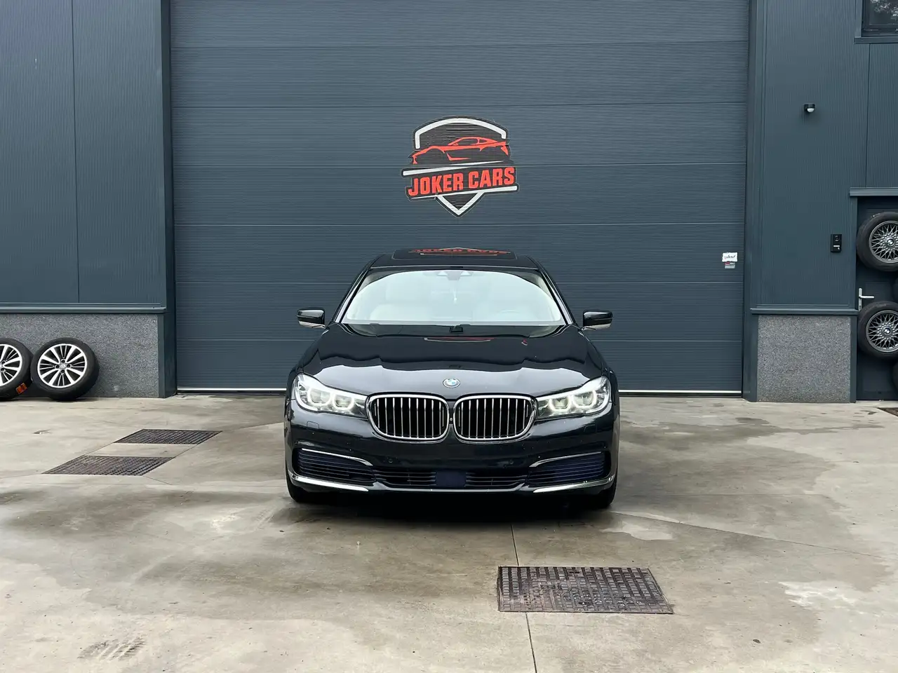 BMW 750