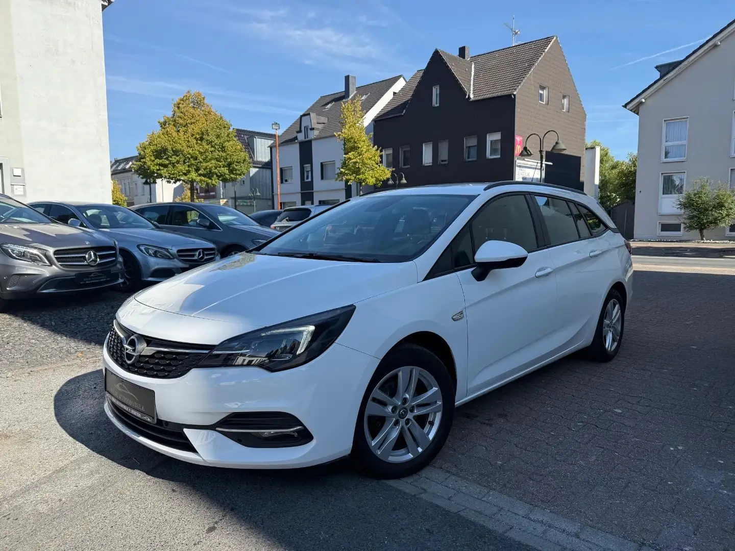 Opel Astra K Edition 1.Hand*LED*Navi*Lenkradheizung Weiß - 1