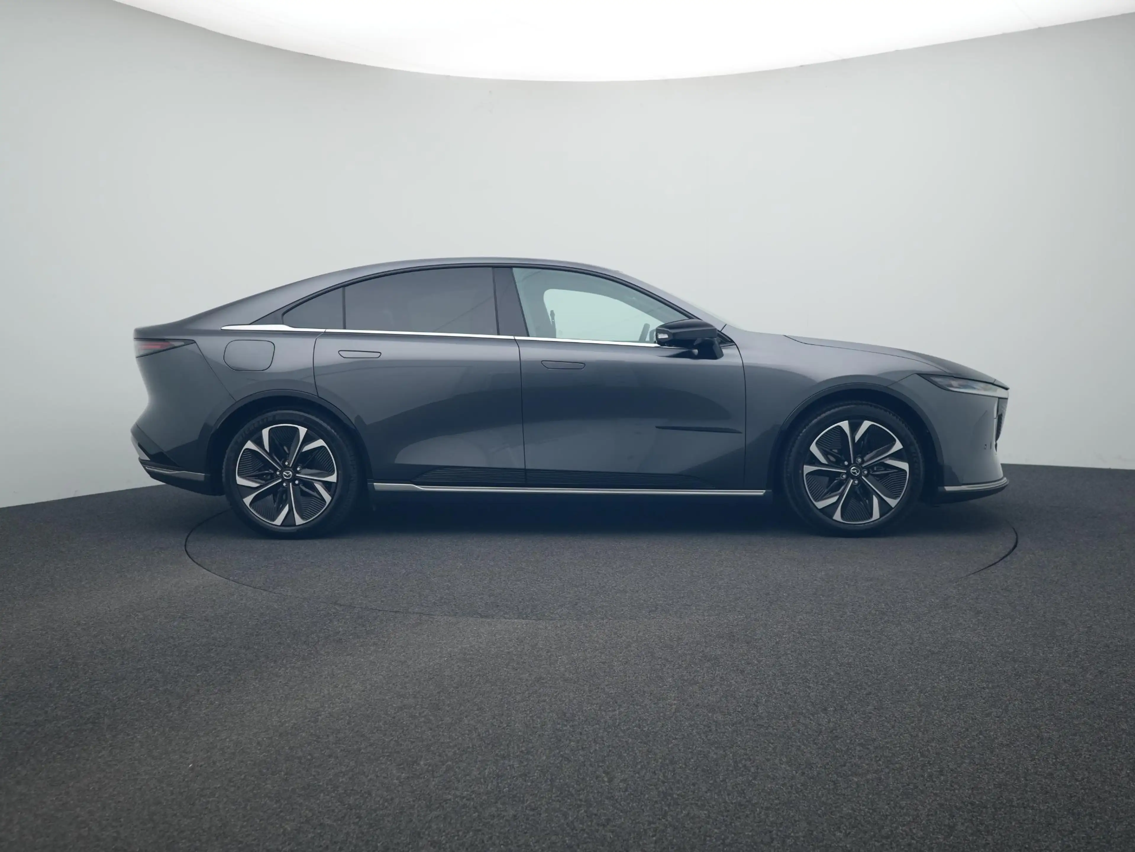 Mazda 6e EV Takumi Plus Long Range 80 kWh | demo voordeel — photo 6