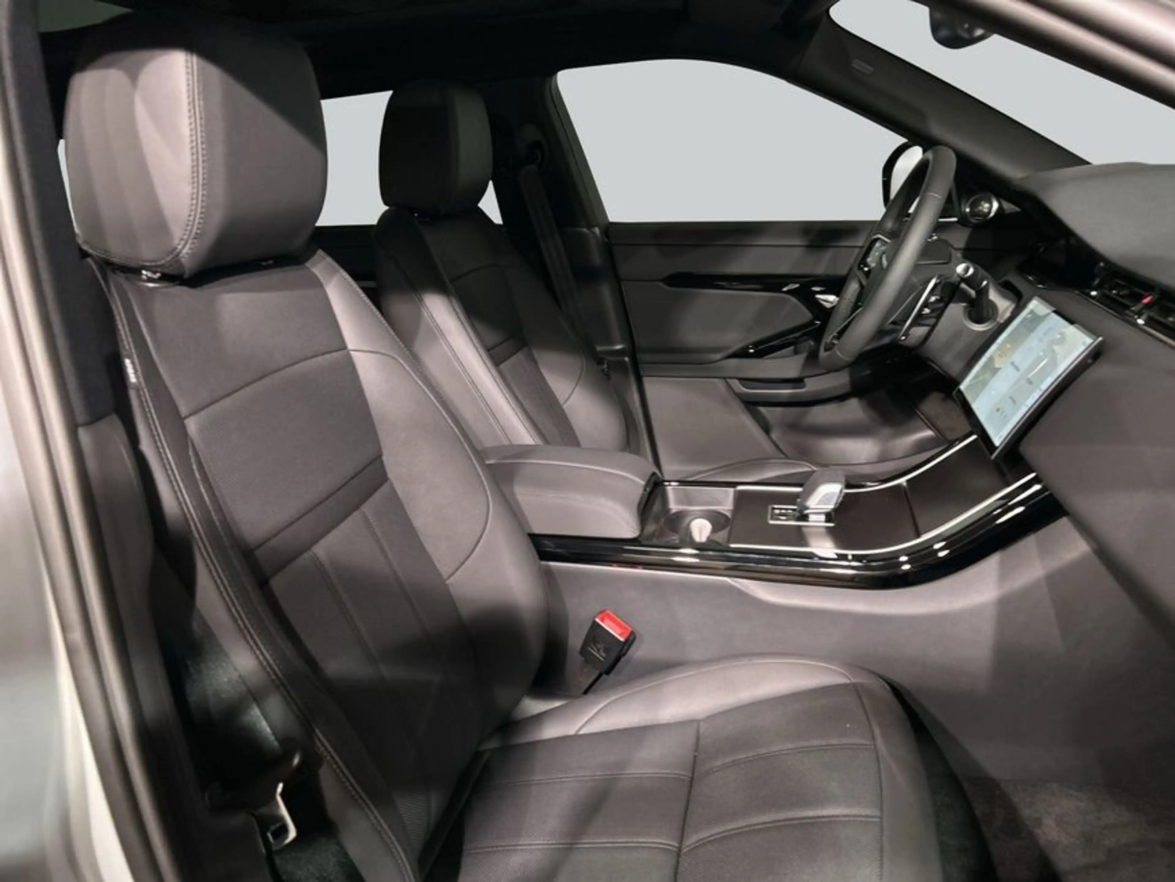 Land Rover Range Rover Evoque P270e Dynamic SE — photo 3