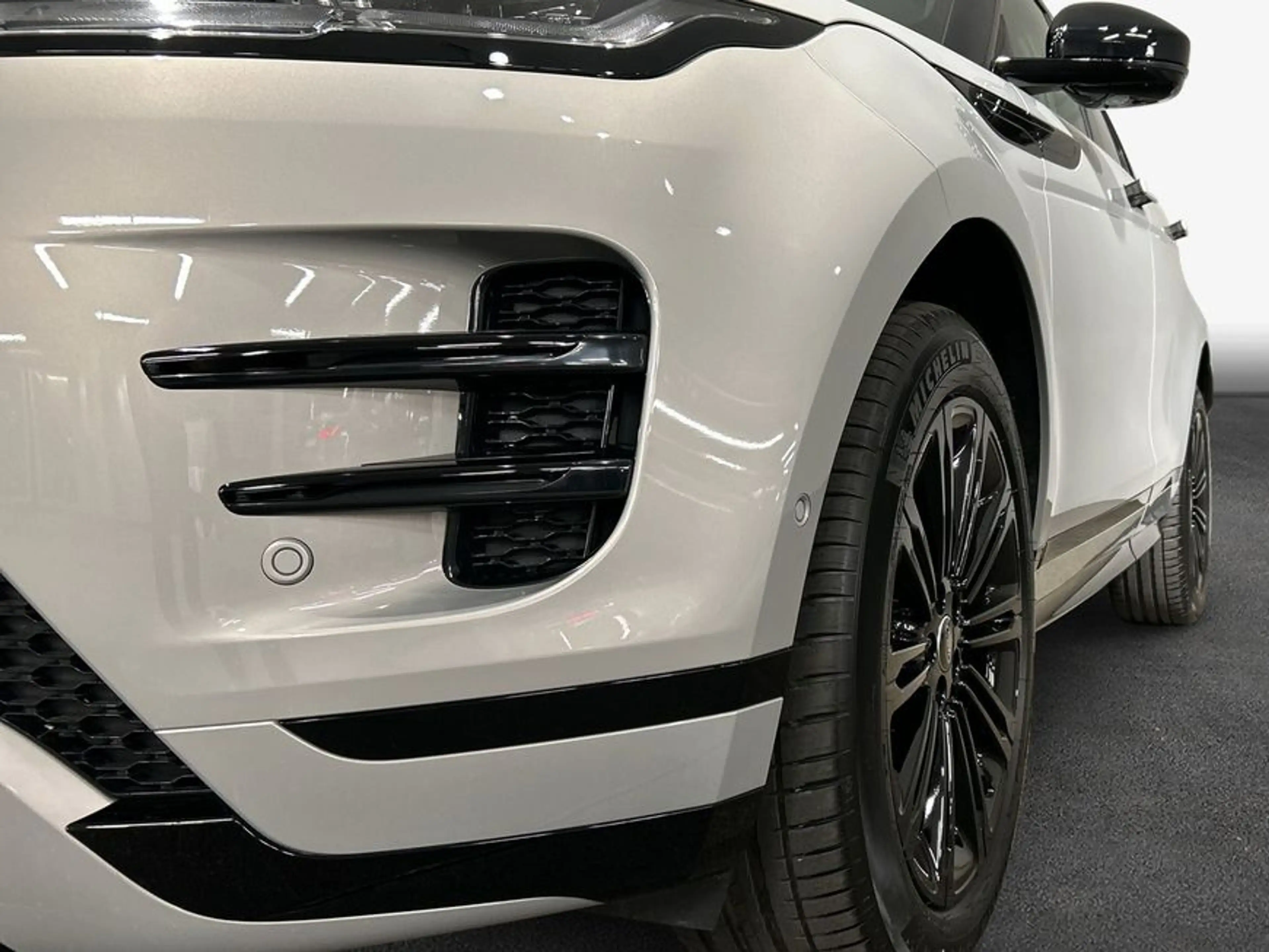 Land Rover Range Rover Evoque P270e Dynamic SE — photo 12