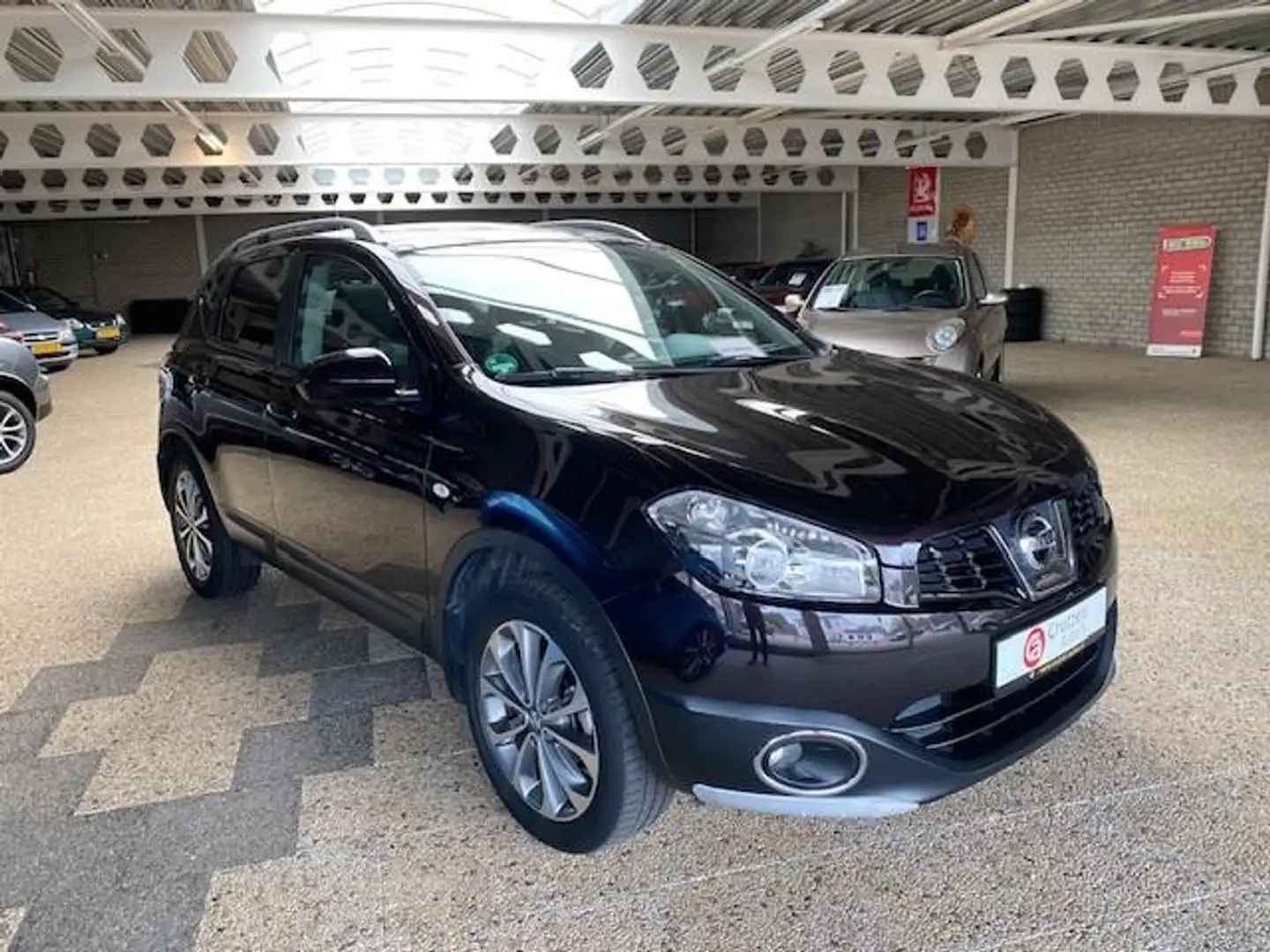 Nissan Qashqai 2.0 Connect Edition Automaat Paars - 2