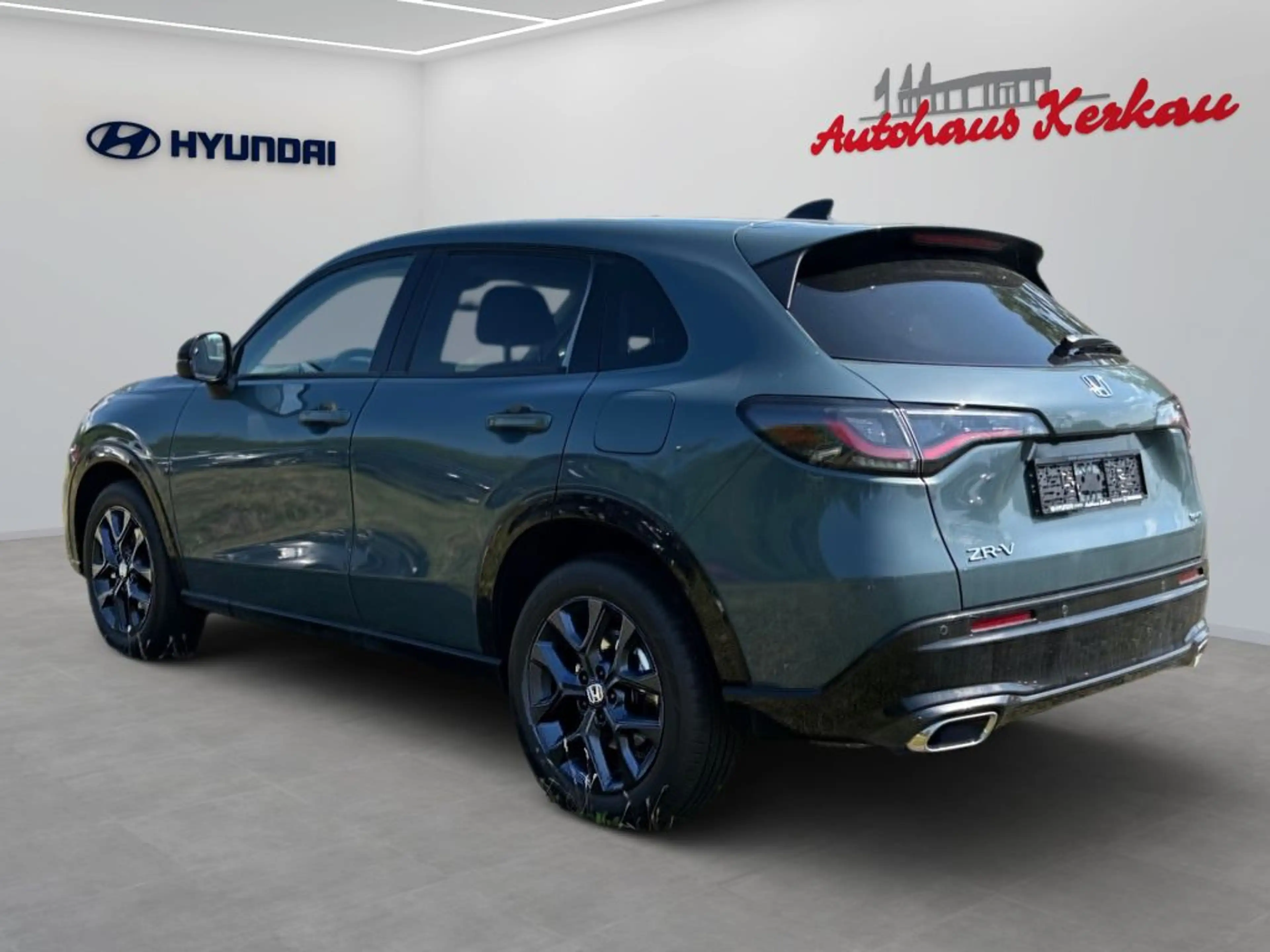 Honda ZR-V e:HEV 2.0 i-MMD Hybrid Sport — photo 4