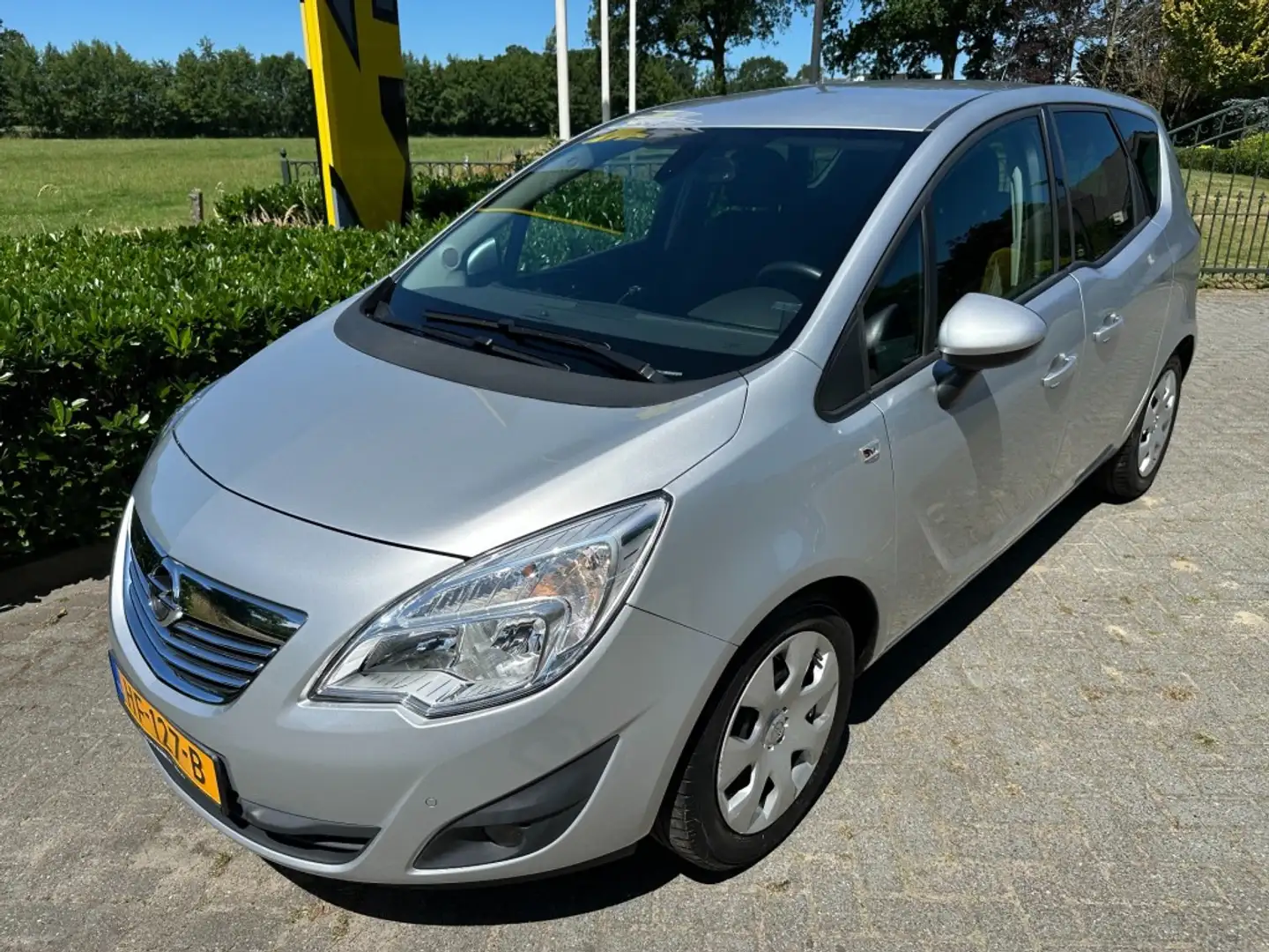 Opel Meriva 1.4 Turbo Anniversary Edition Aut6 Grijs - 1