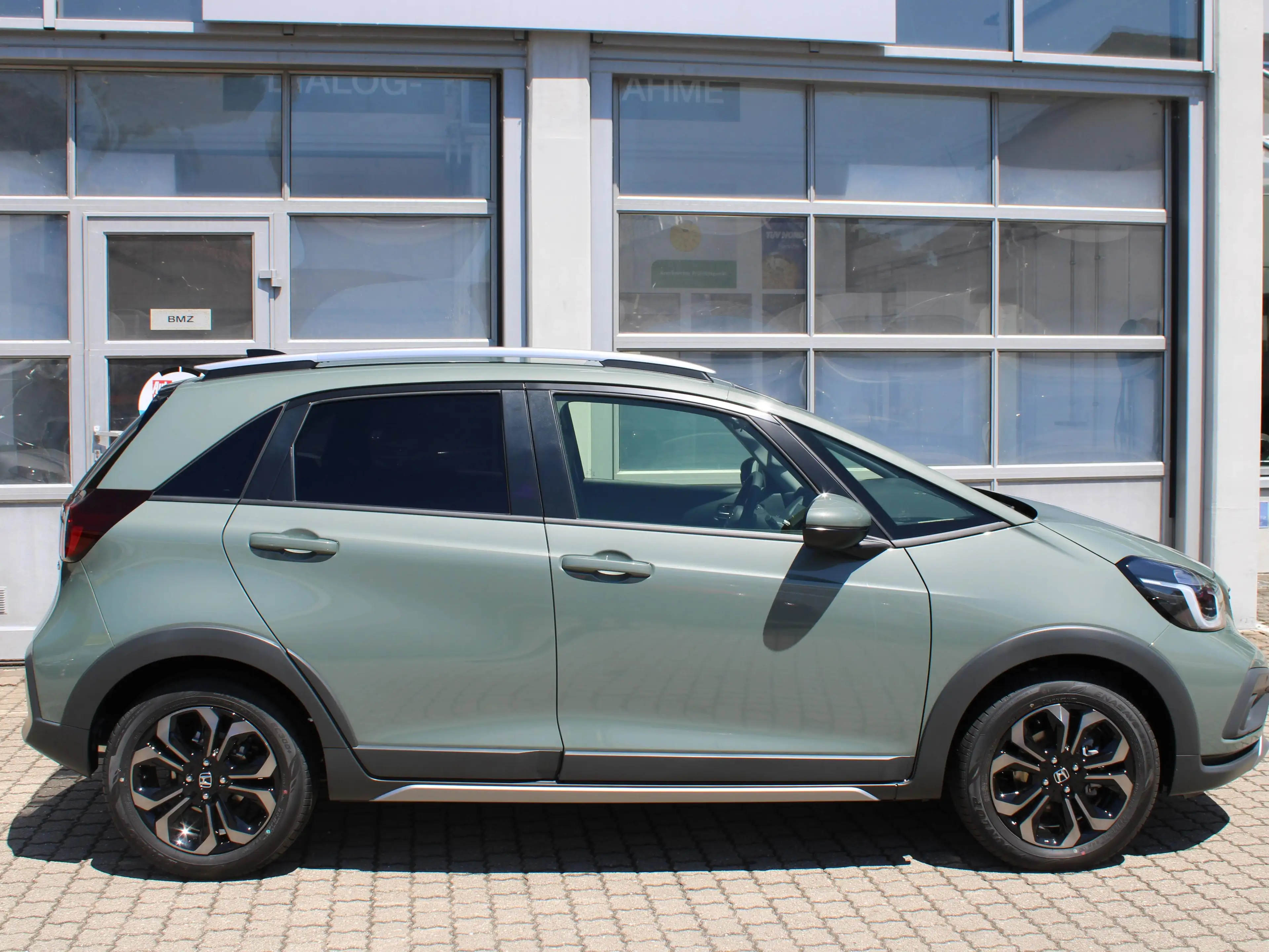 Honda Jazz 1.5 i-MMD Hybrid Crosstar Advance !MY 2027! — photo 3