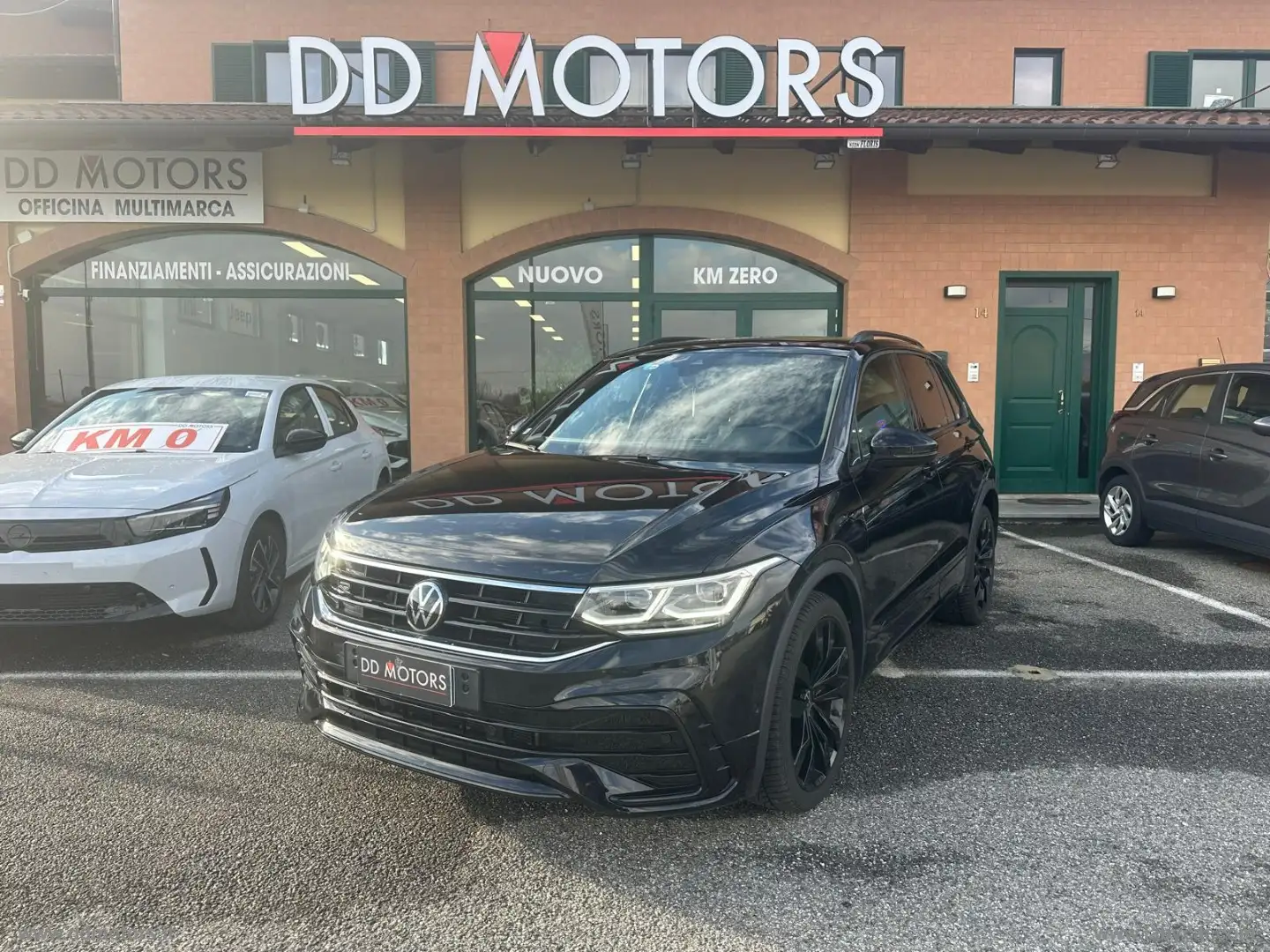 Volkswagen Tiguan 2.0 TDI 200CV SCR DSG 4MOT.R-Line RLINE/4MOTION Schwarz - 1