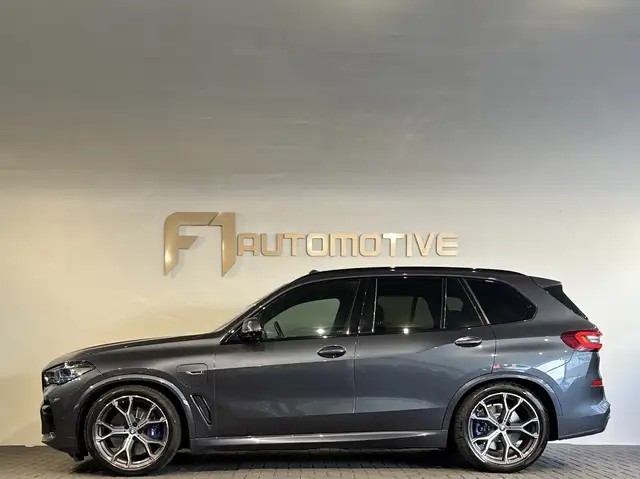 BMW X5 view 13
