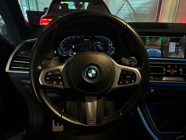 BMW X5 view 7