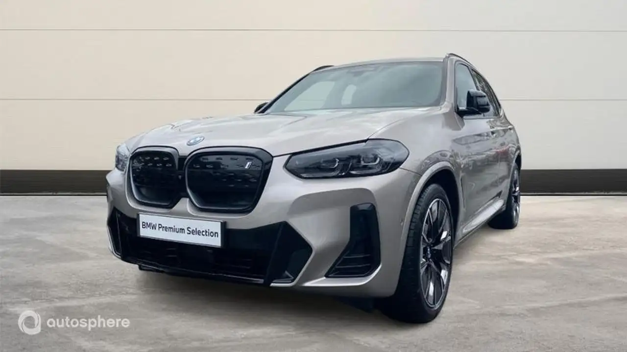 BMW iX3