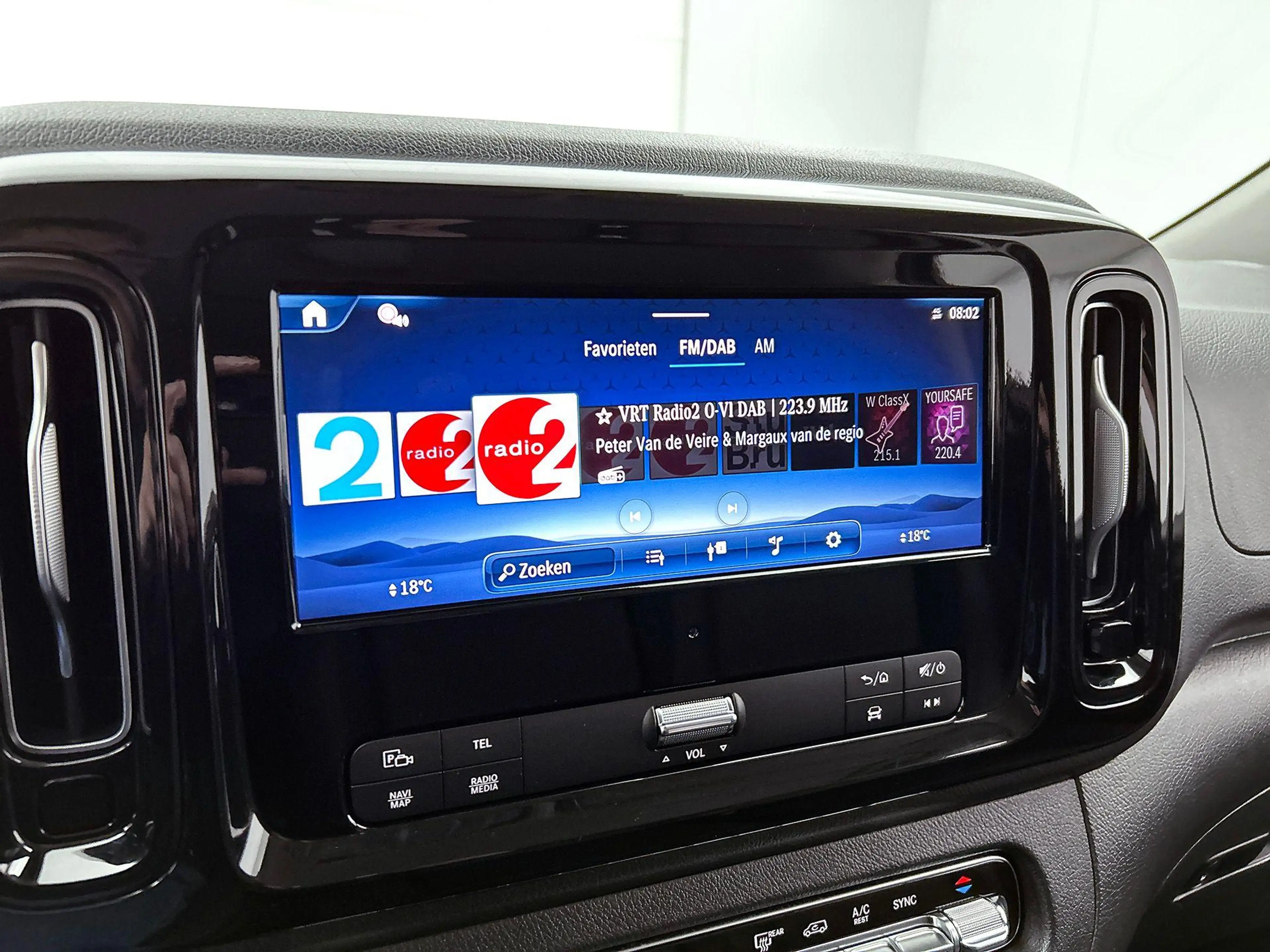 Mercedes-Benz Vito 124 4MATIC L2 9G-TRONIC Tourer | Distronic + Stuur — photo 14