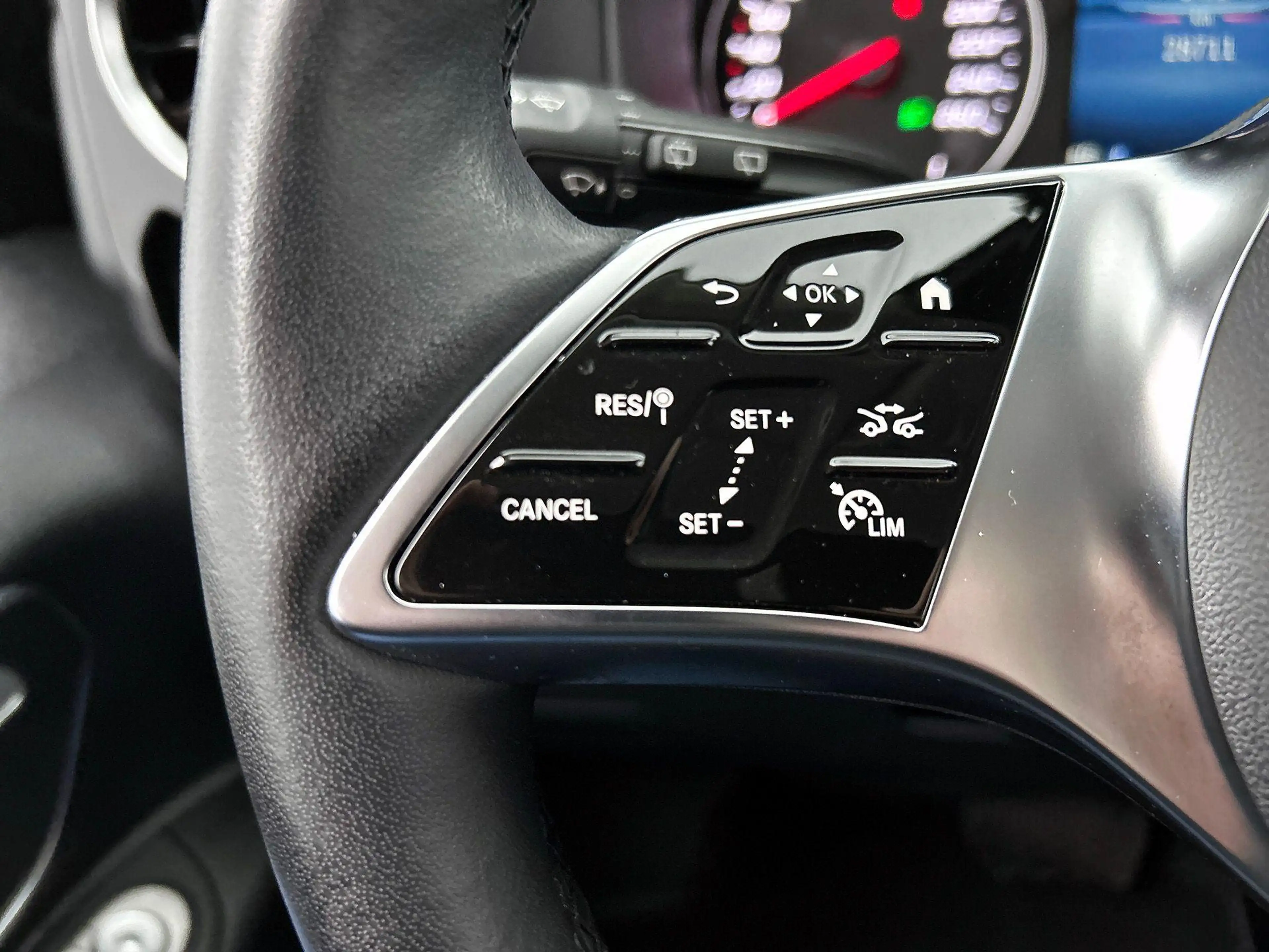 Mercedes-Benz Vito 124 4MATIC L2 9G-TRONIC Tourer | Distronic + Stuur — photo 13