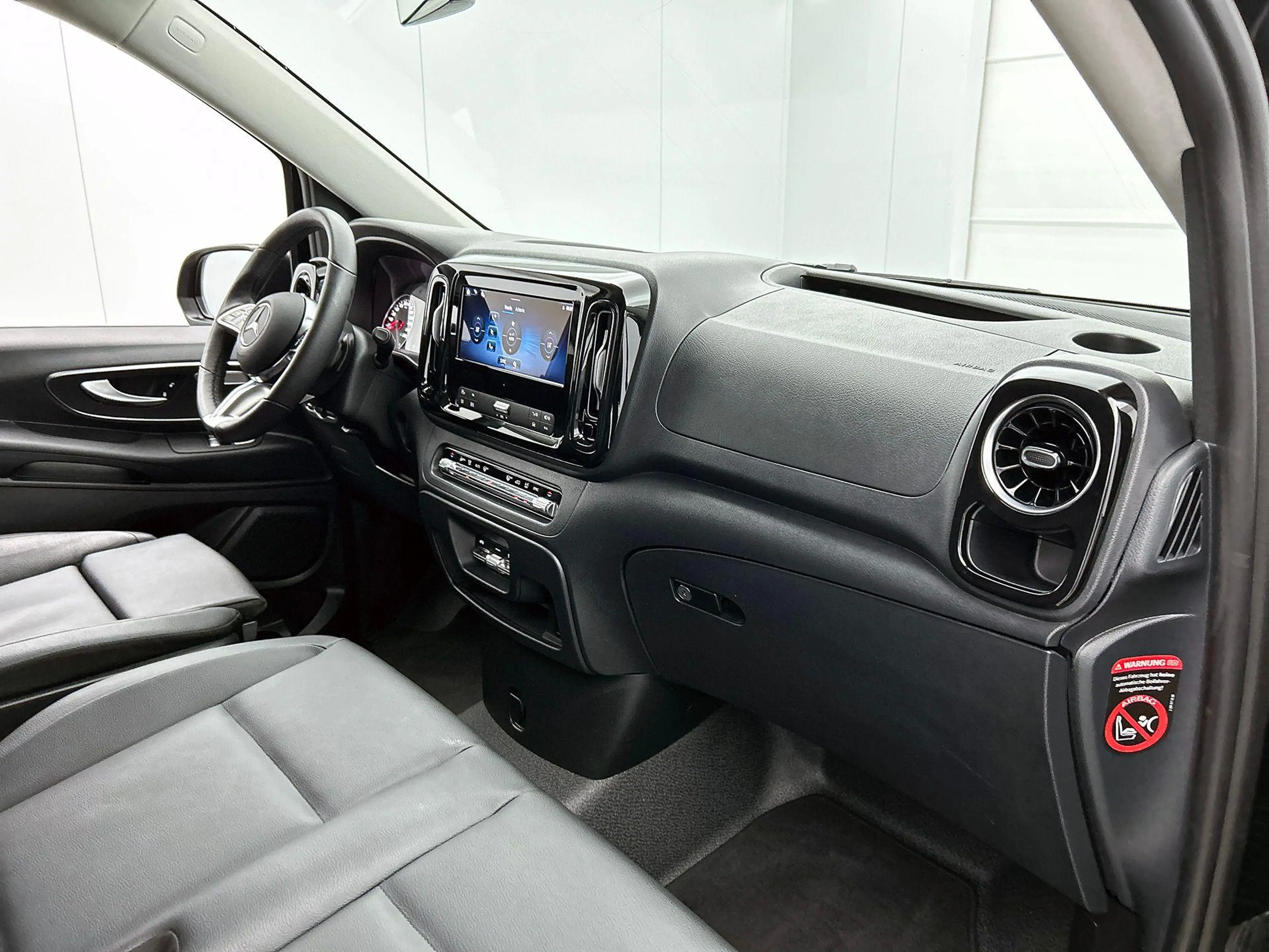 Mercedes-Benz Vito 124 4MATIC L2 9G-TRONIC Tourer | Distronic + Stuur — photo 9