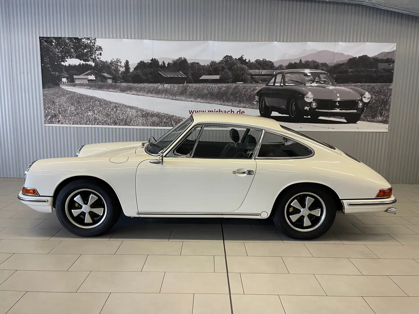 Porsche 911 911 (F) 2.0 T SWB KARMANN Weiß - 1