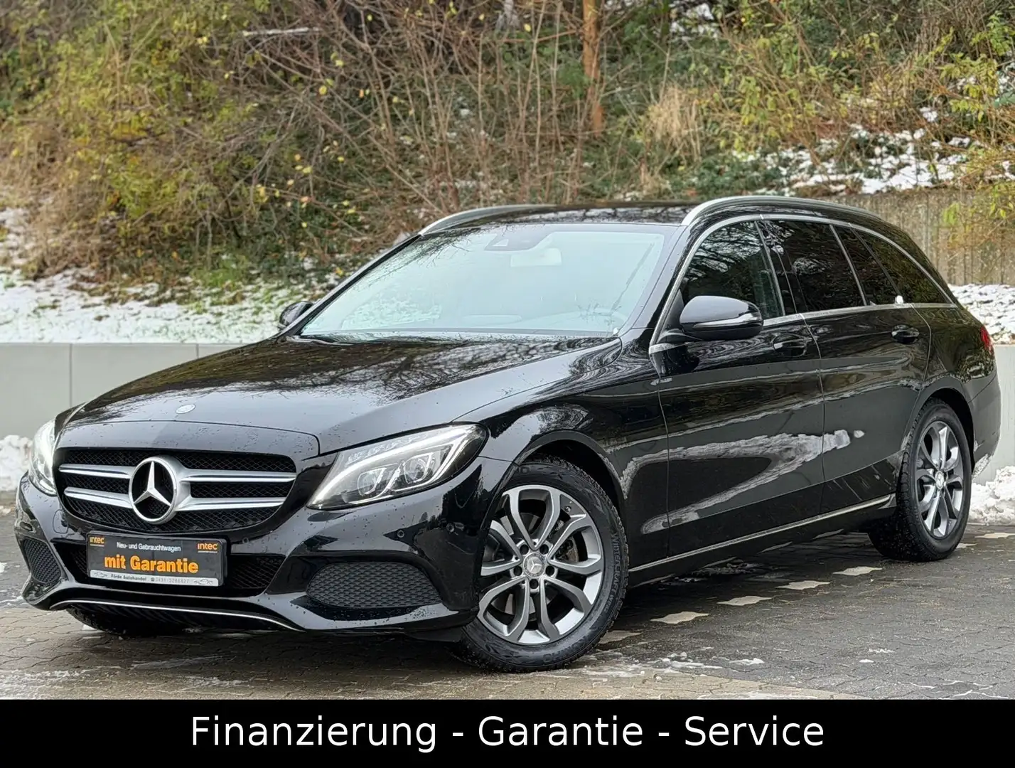 Mercedes-Benz C 220 d Avantgarde/AUTOMATIK/LED/LEDER/2HAND Schwarz - 1