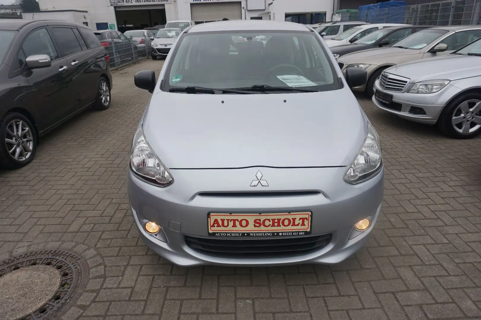 Mitsubishi Space Star Diamant Edition Plateado - 2