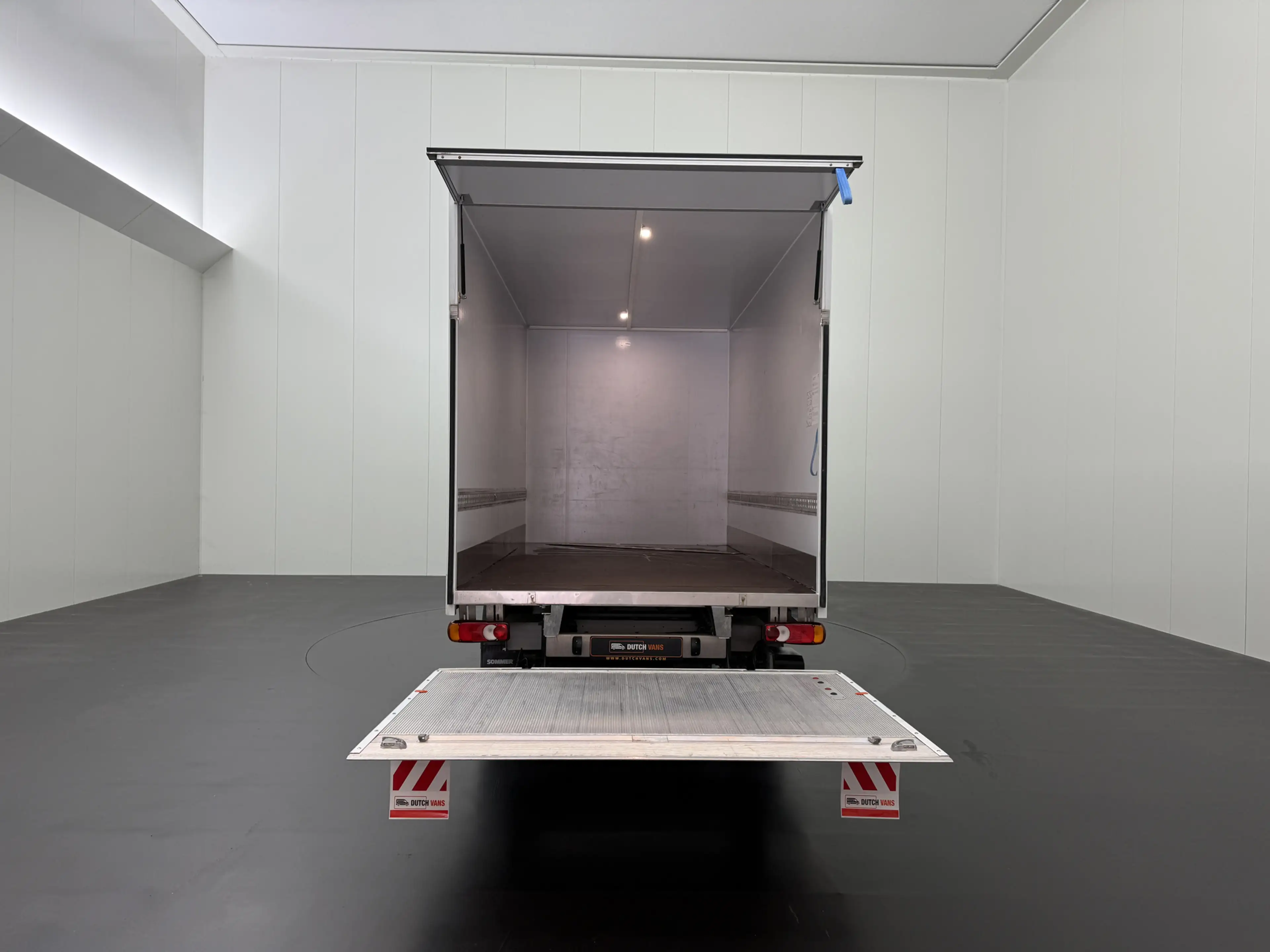 Nissan Interstar 3.5DCi 165PK Bakwagen+Laadklep | Dakspoiler | Navi — photo 4