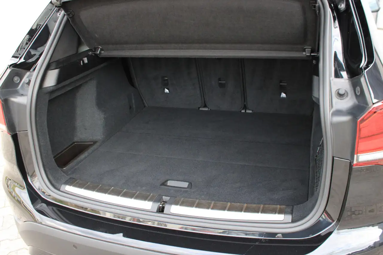 BMW X1 sDrive18i Camera Stoelverwarming Navi Leder, миниатюра 21