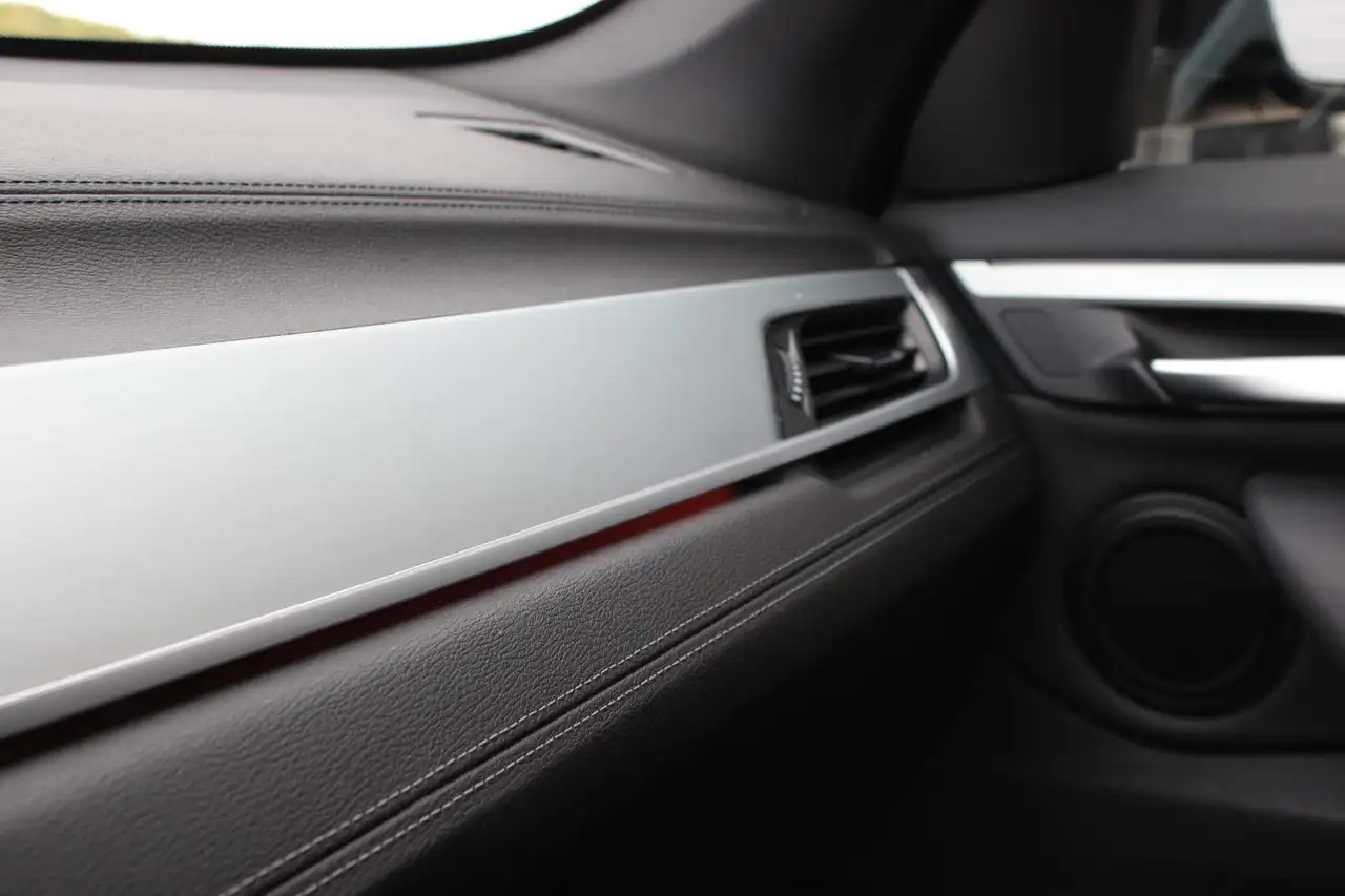 BMW X1 sDrive18i Camera Stoelverwarming Navi Leder, миниатюра 22