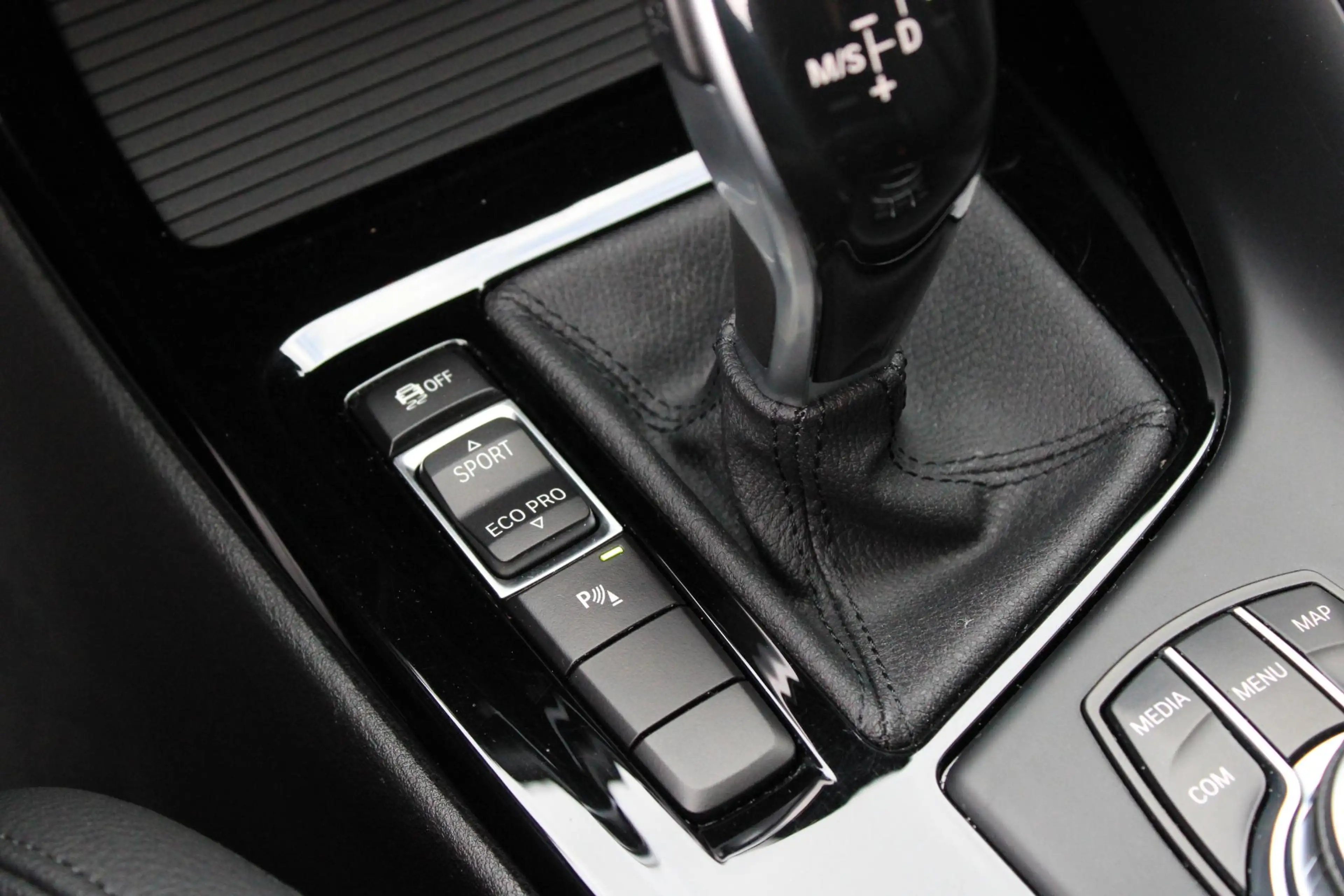 BMW X1 sDrive18i Camera | Stoelverwarming | Navi | Leder — photo 25